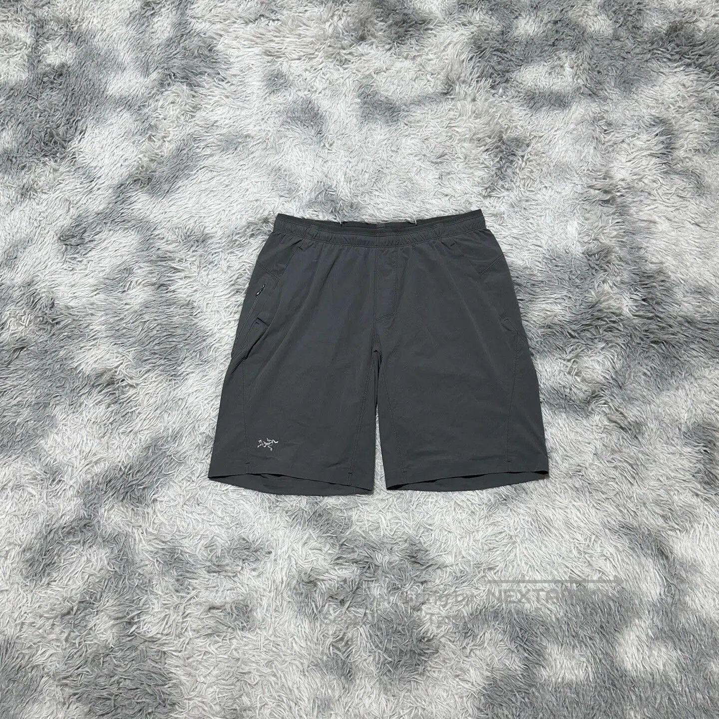 Arc'teryx Arcteryx Aptin Quick. Size US 32 / EU 48 - 1 Thumbnail