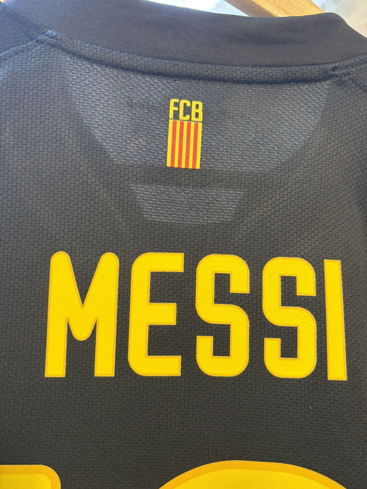 Nike 2011-2012 FC Barcelona Away Kit MESSI 10 Size US L / EU 52-54 / 3 - 18 Thumbnail