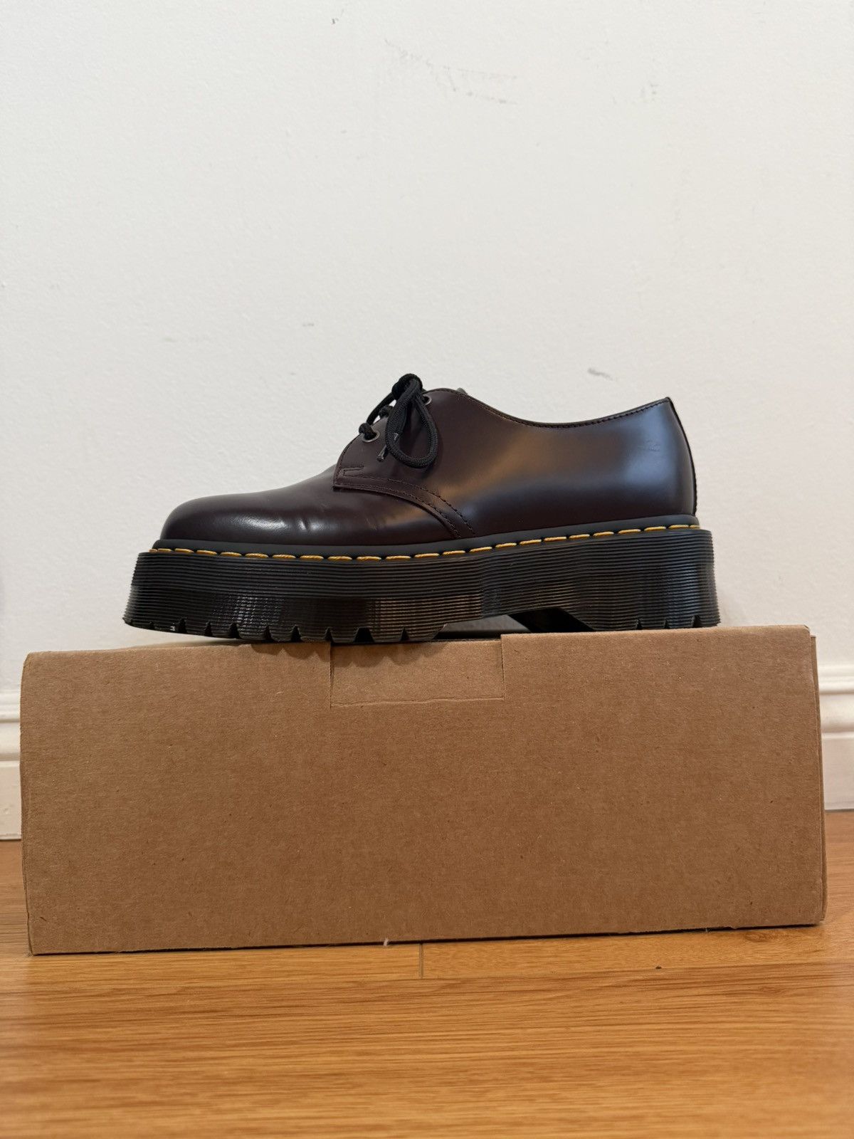 Dr. Martens 1461 Quad Burgundy Size US 8 / EU 41 - 1 Thumbnail