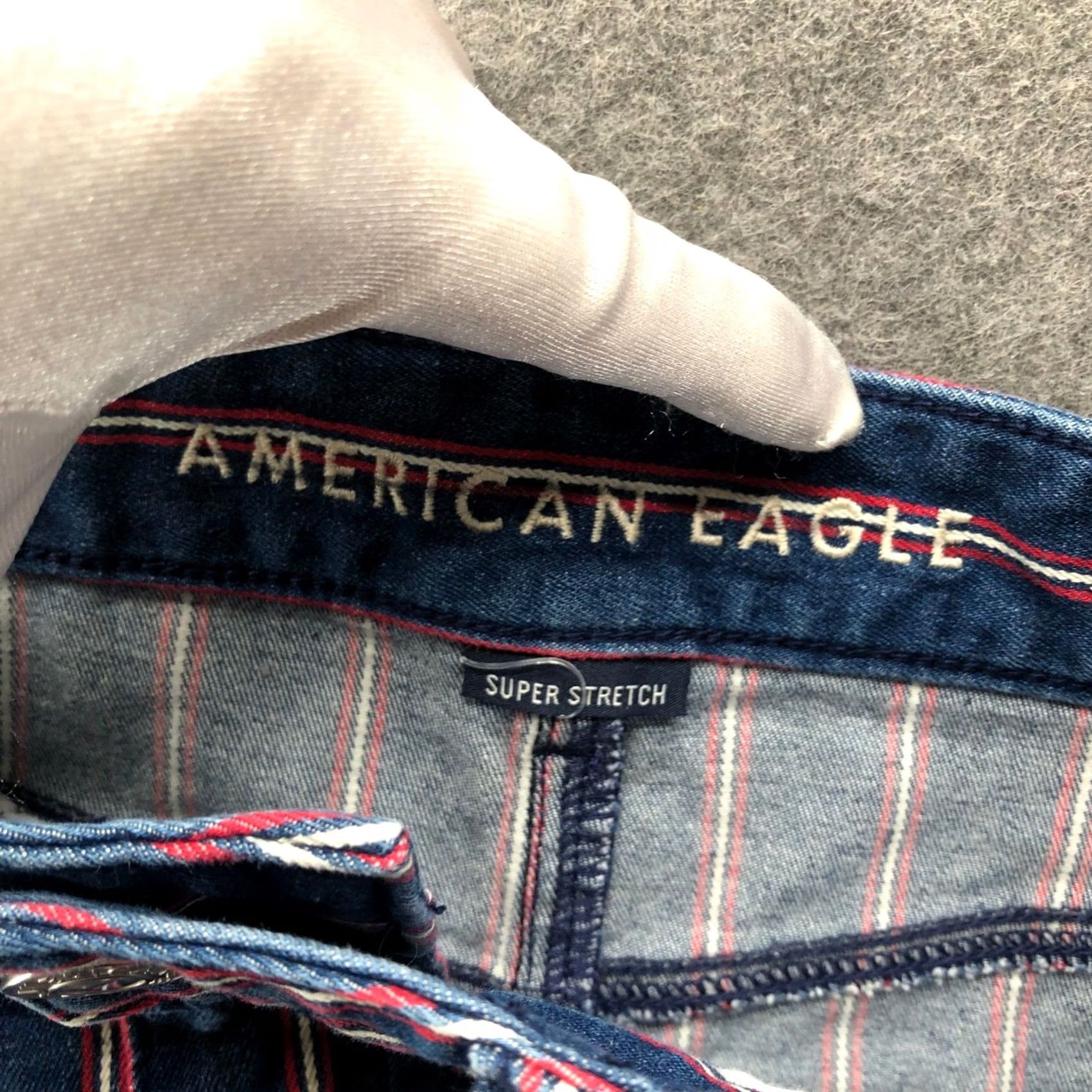 Vintage VINTAGE American Eagle Hi-Rise Mini Skirt Womens 4 Long Blue Red Striped Frayed Size 27" / US 4 / IT 40 - 4 Thumbnail