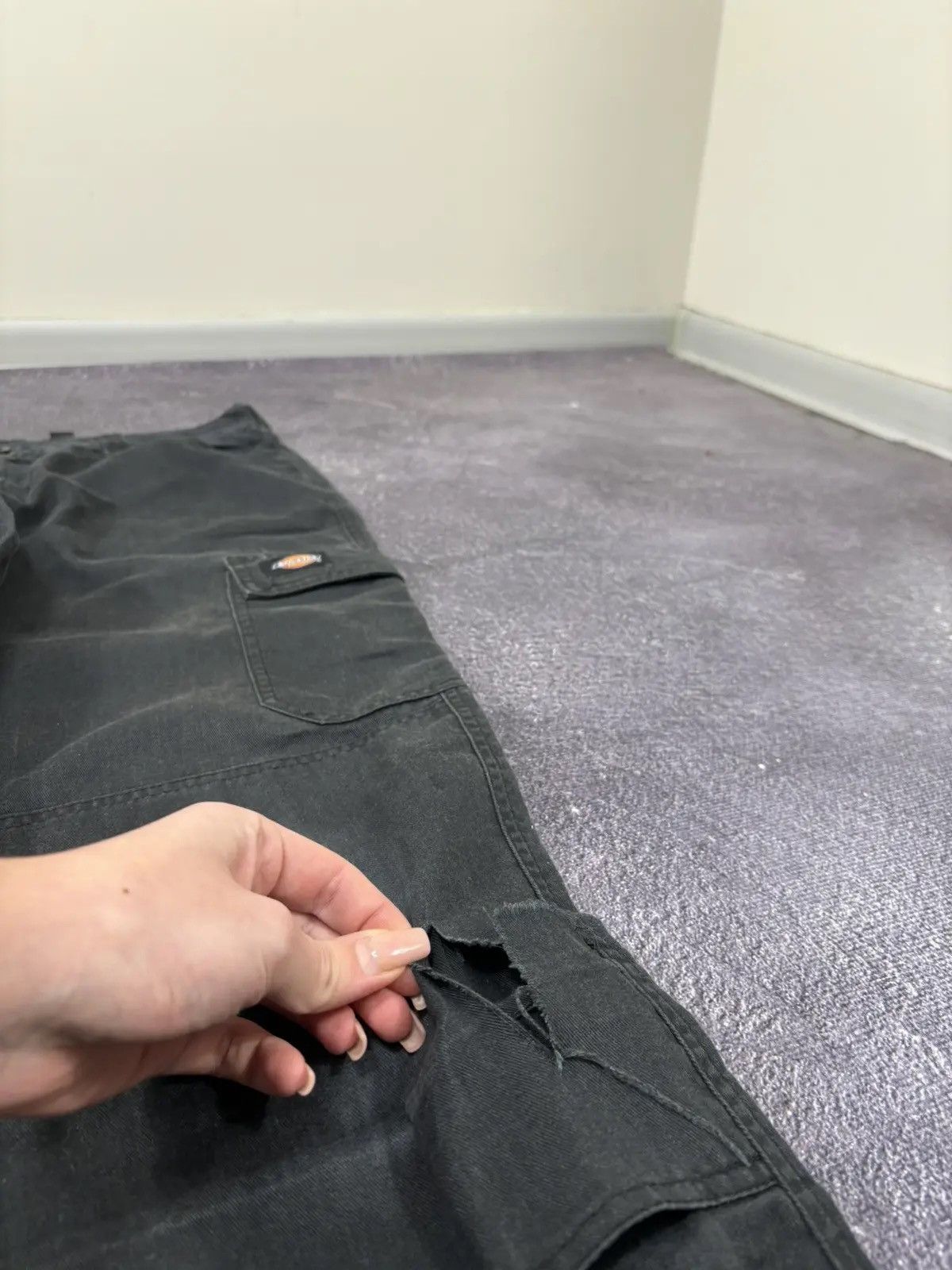 Dickies × Vintage Vintage Dickies Black Workwear Hype Baggy Cargo Pants Size US 34 / EU 50 - 5 Thumbnail