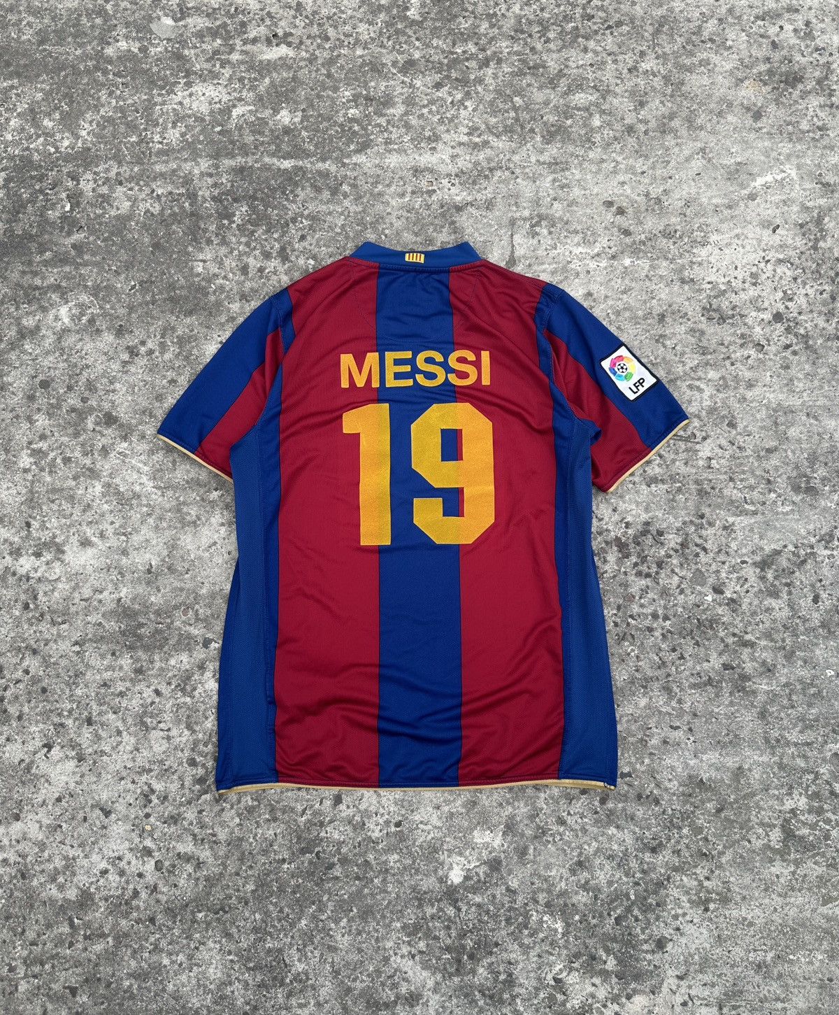 Nike Vintage Nike F.C.Barcelona 19 Messi Soccer Jersey 07/08 VTG Size US M / EU 48-50 / 2 - 4 Thumbnail