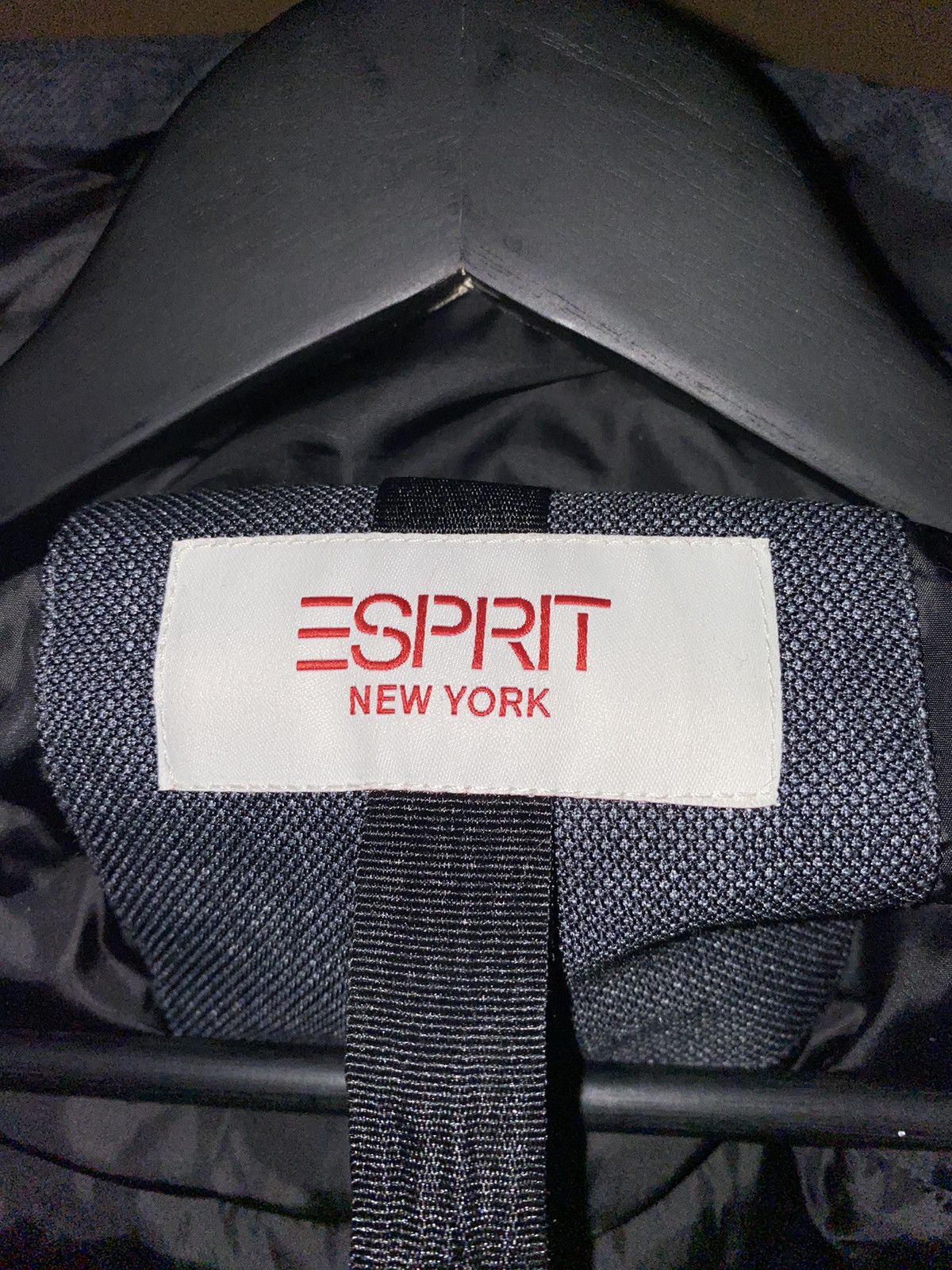 Esprit Esprit vest Size US M / EU 48-50 / 2 - 3 Thumbnail