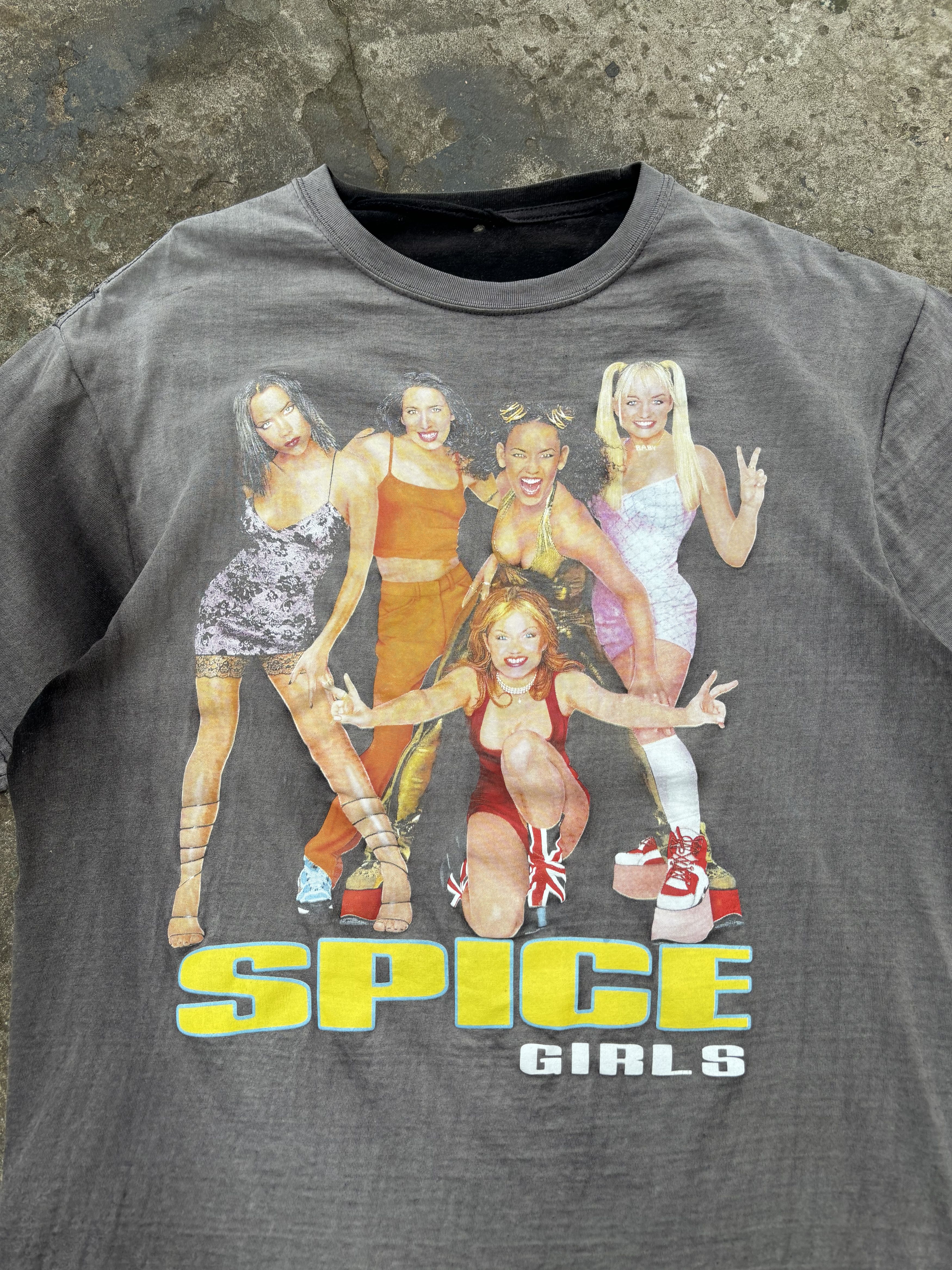 Band Tees Vintage Sunfaded Spice Girls Tee Size US XL / EU 56 / 4 - 2 Thumbnail