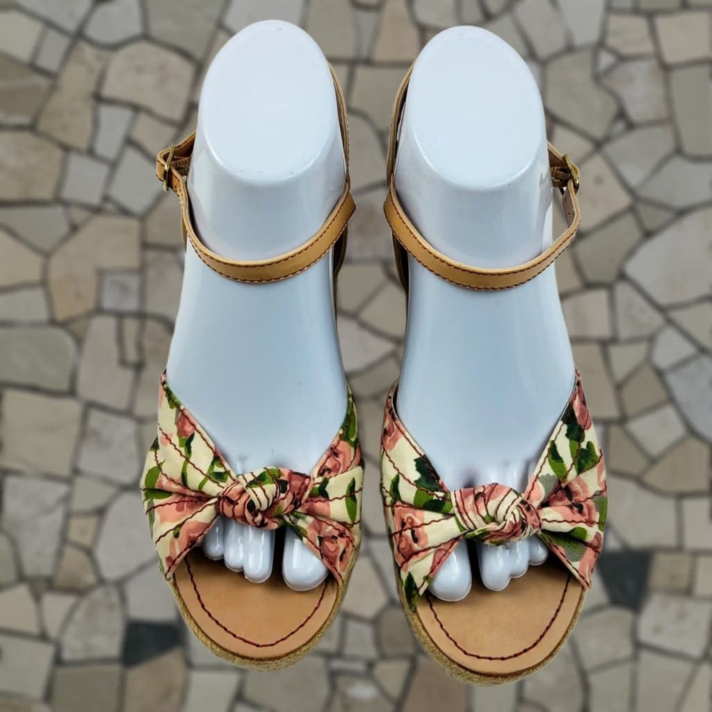 Betsey Johnson Betsey Johnson Pattty Jute Wedges Platform Sandals Floral Size 7M Multicolor Women Shoes Size US 7 / IT 37 - 1 Thumbnail