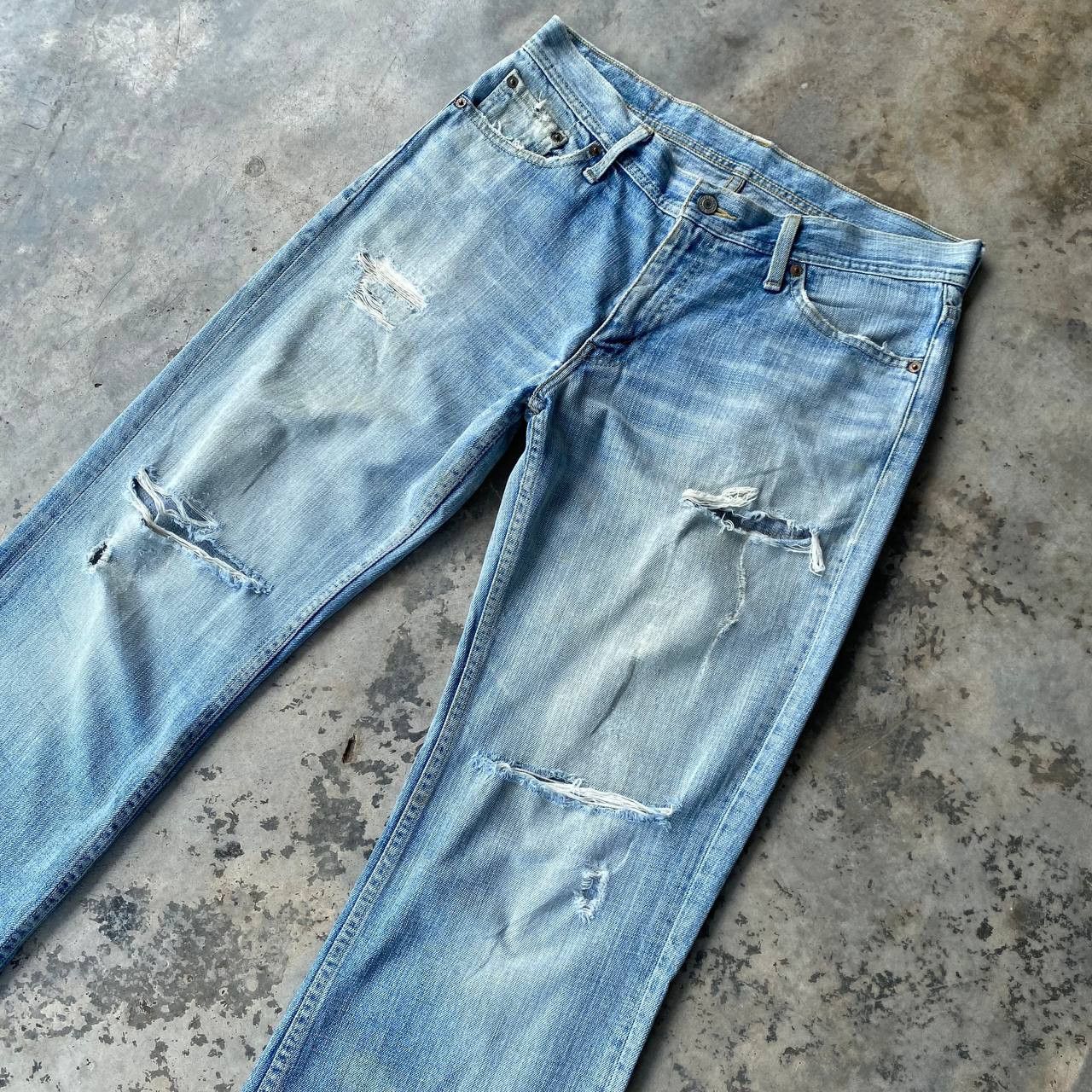 Levi's Vintage Clothing VINTAGE LEVIS 537 FLARED DISTRESSED ANKLE CUT LIGHTWASH Size US 31 - 4 Thumbnail