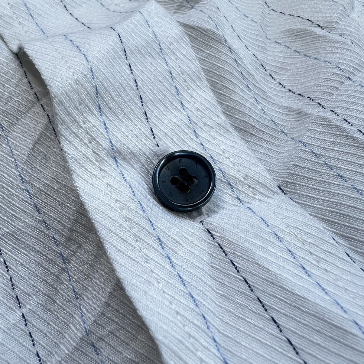 Givenchy Vintage 90s Givenchy Vertical Stripe Longsleeve Shirt Size US L / EU 52-54 / 3 - 5 Thumbnail