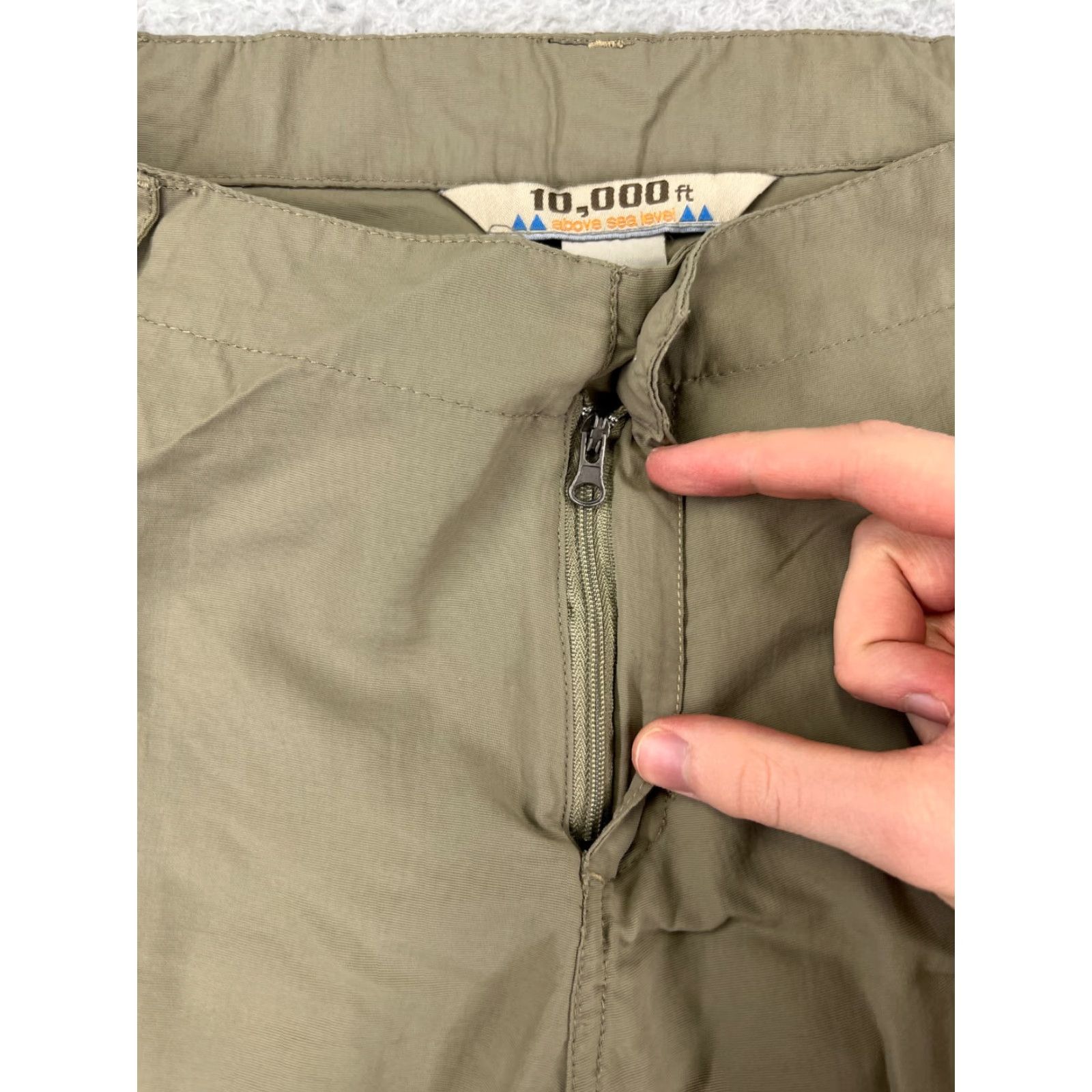 Vintage 10,000 FT ABOVE SEA LEVEL Pants Women 6 Beige Nylon Hiking Camping Fishing Cargo Size 28" / US 6 / IT 42 - 7 Thumbnail