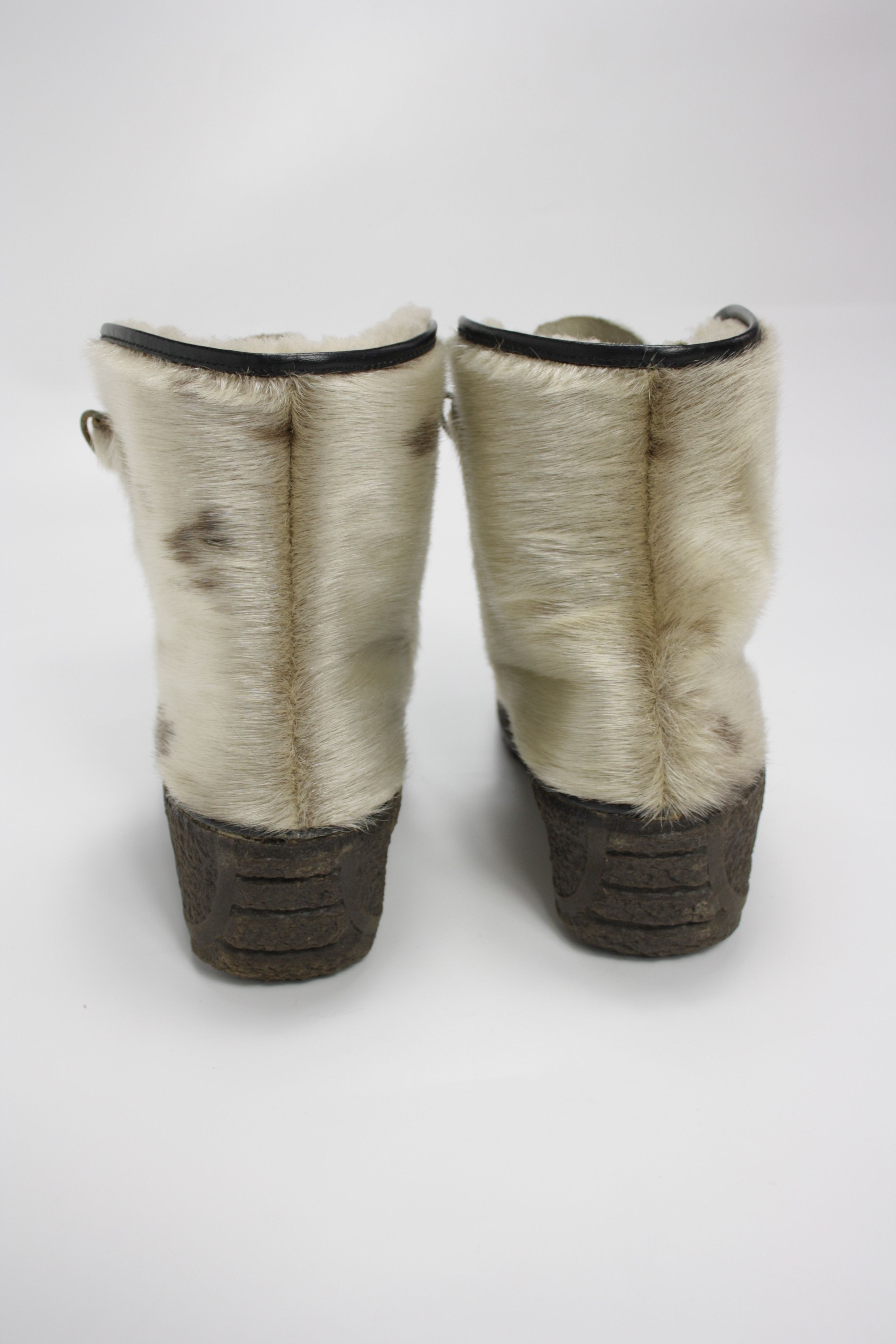 Genuine Leather Arktis Style 80s Vintage Lambskin Lined Eskimo Fur Boots Size US 6 / IT 36 - 6 Thumbnail
