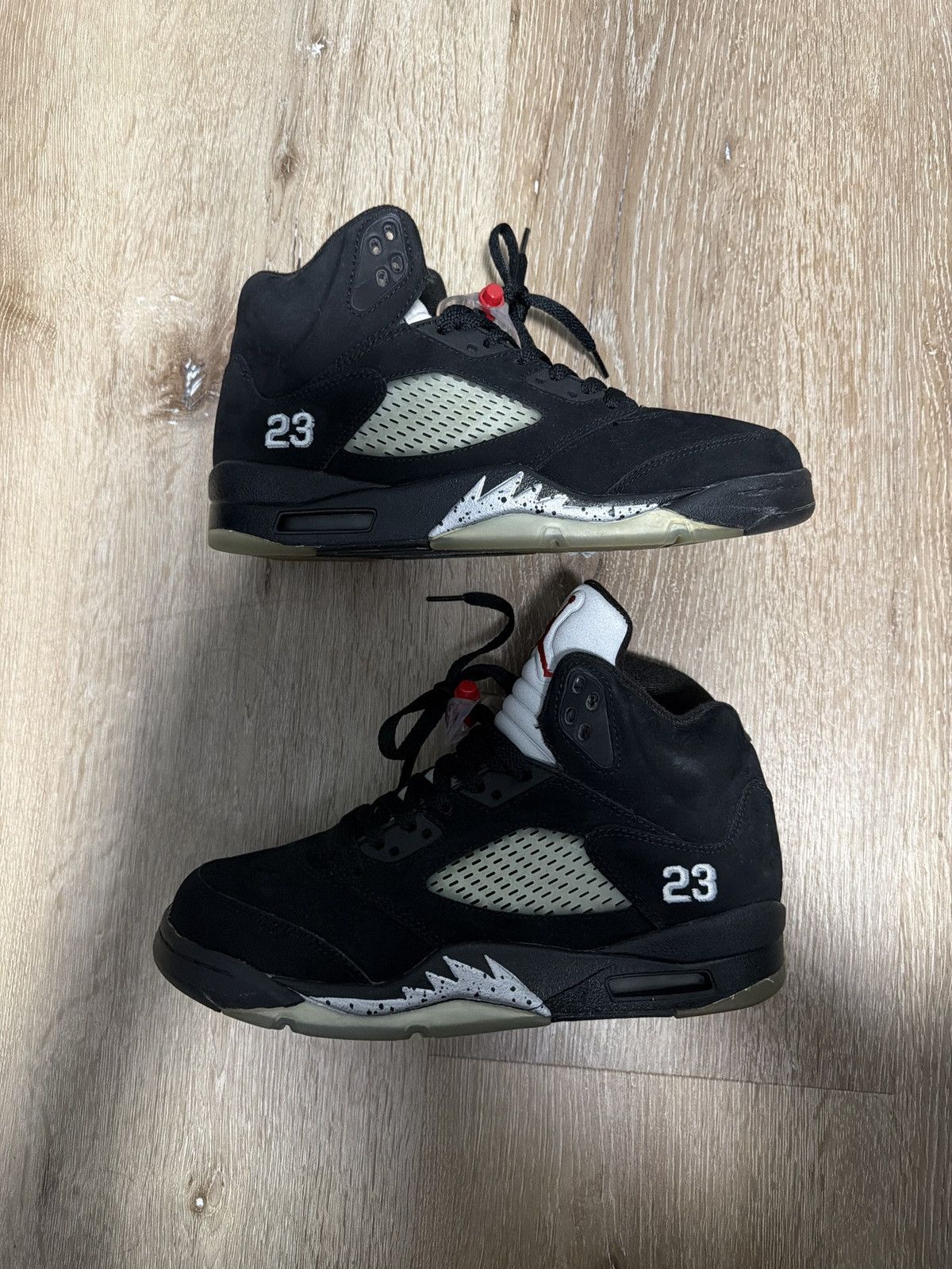 Nike 2011 Black metallic 5s Size US 8 / EU 41 - 1 Thumbnail