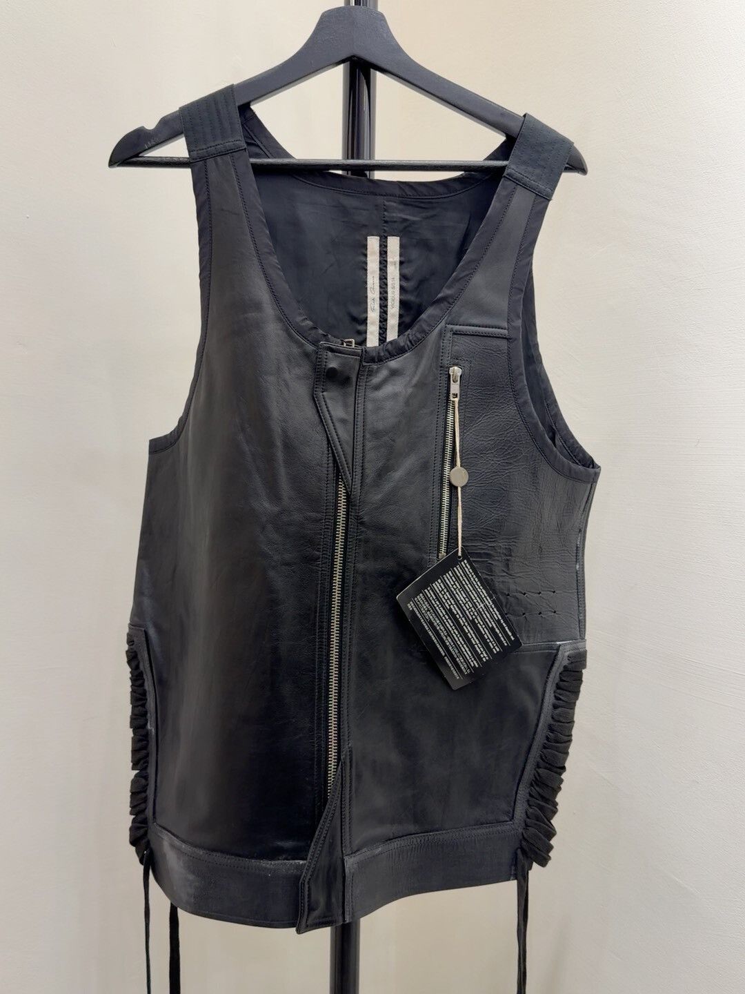 Rick Owens Rick Owens Leather Vest Size S Size US S / EU 44-46 / 1 - 1 Thumbnail