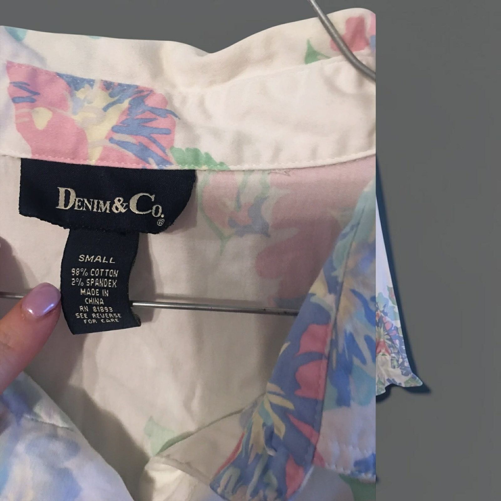 Other VINTAGE Denim & Co Floral Button Shirt White Pink Blue Sz S Size S / US 4 / IT 40 - 2 Thumbnail