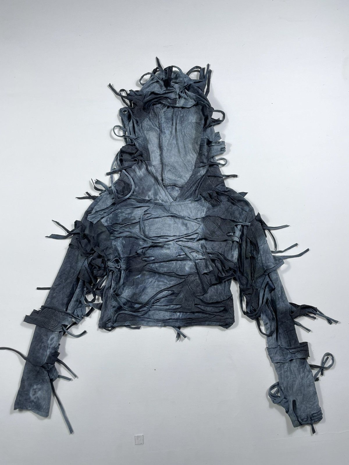 Beauty Beast Distressed TIEDYE Hoodie SHEIN Croped Couture lgb styled Size XS / US 0-2 / IT 36-38 - 1 Thumbnail