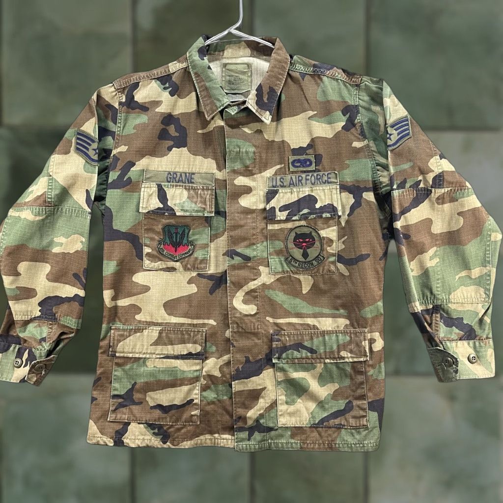 American Apparel VINTAGE USAF BDU Shirt Mens M Regular Woodland Camo Patches Ripstop 90s Size US M / EU 48-50 / 2 - 1 Thumbnail