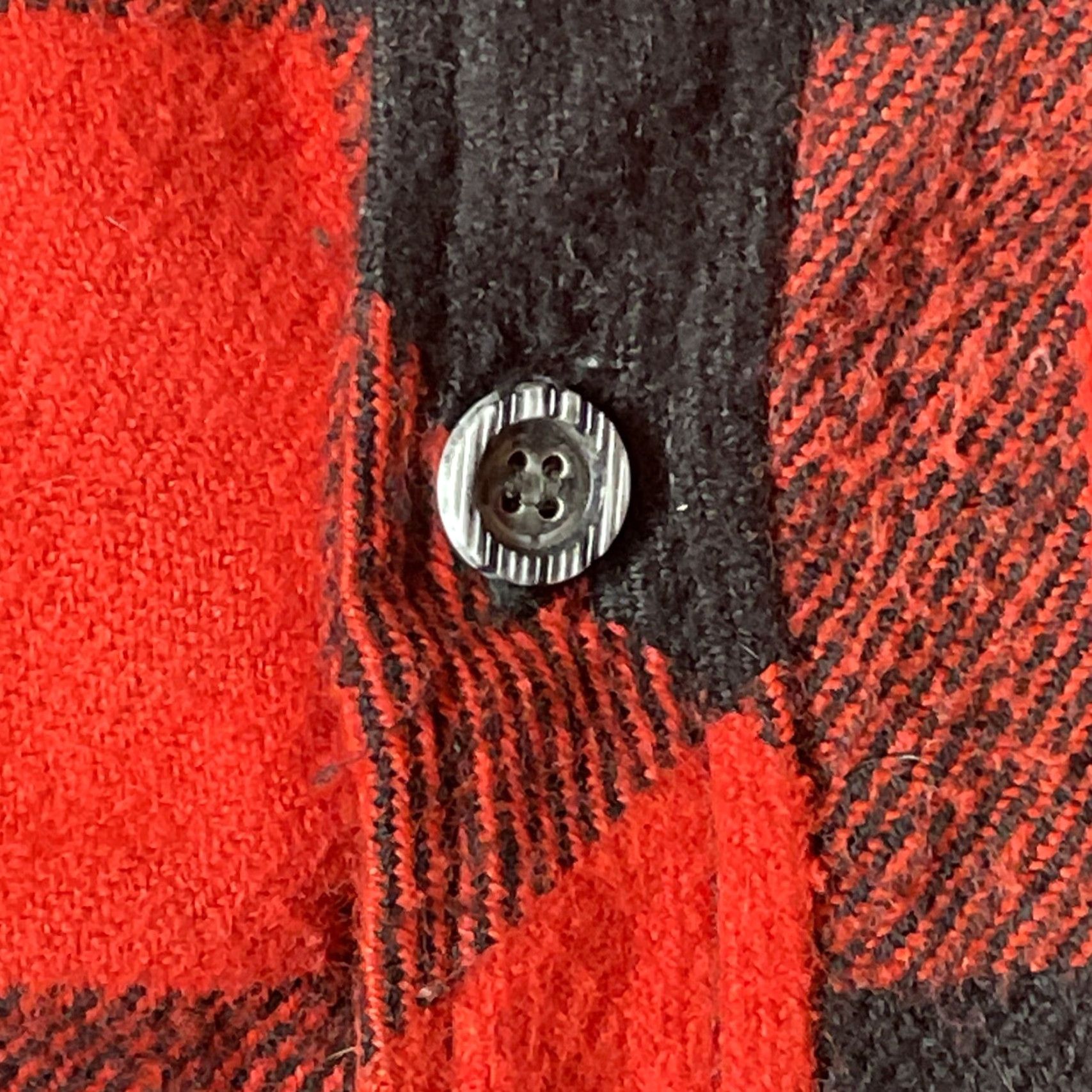 Vintage VINTAGE Montgomery Ward Mens L Button Up Red Buffalo Plaid Lined Jacket VTG Shirt 1980s Mens Size US L / EU 52-54 / 3 - 7 Thumbnail