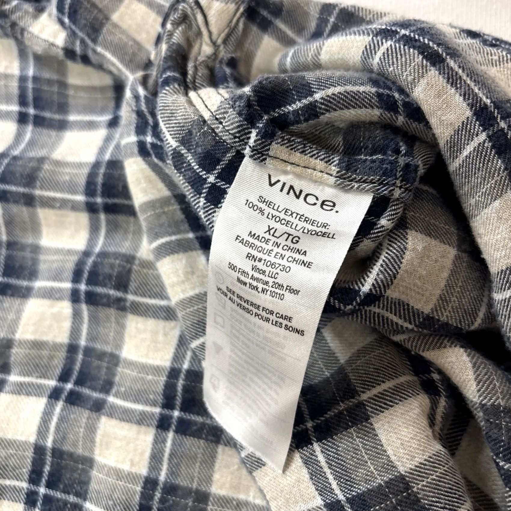Vince Vince Italy Lyocell Longsleeve Plaid Button-Up Slim Fit XL Men’s, Gray, Button-Up, XL, Regular, Long Sleeve, Slimming, Pre-owned, Italy, Vince Size US XL / EU 56 / 4 - 5 Thumbnail