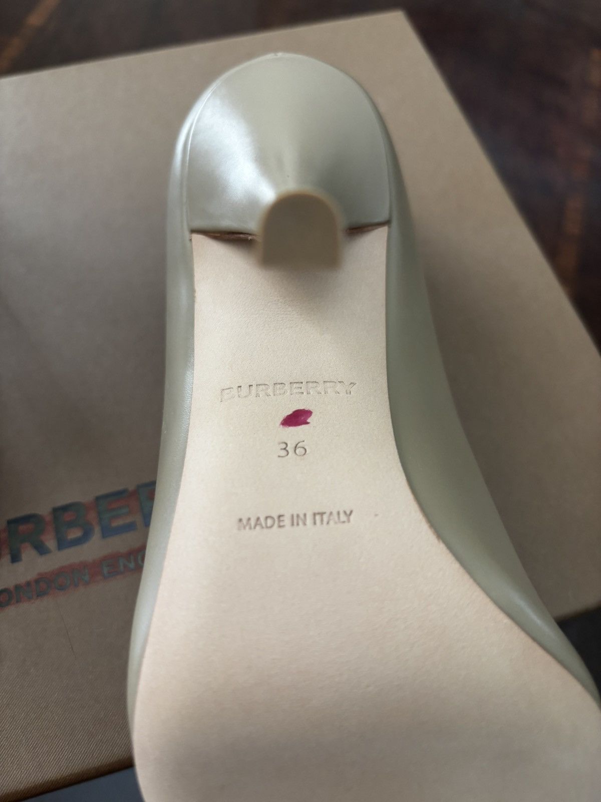 Burberry Burberry Heels Size US 6 / IT 36 - 13 Thumbnail