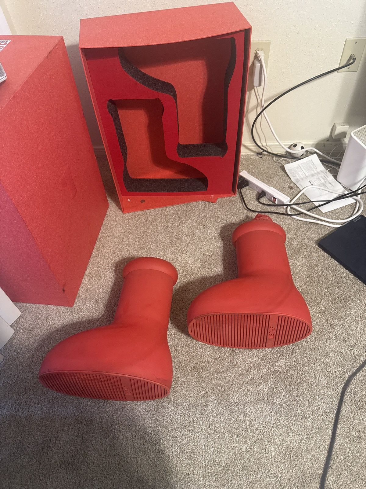 MSCHF MSCHF BIG RED BOOT Size US 10 / EU 43 - 3 Thumbnail