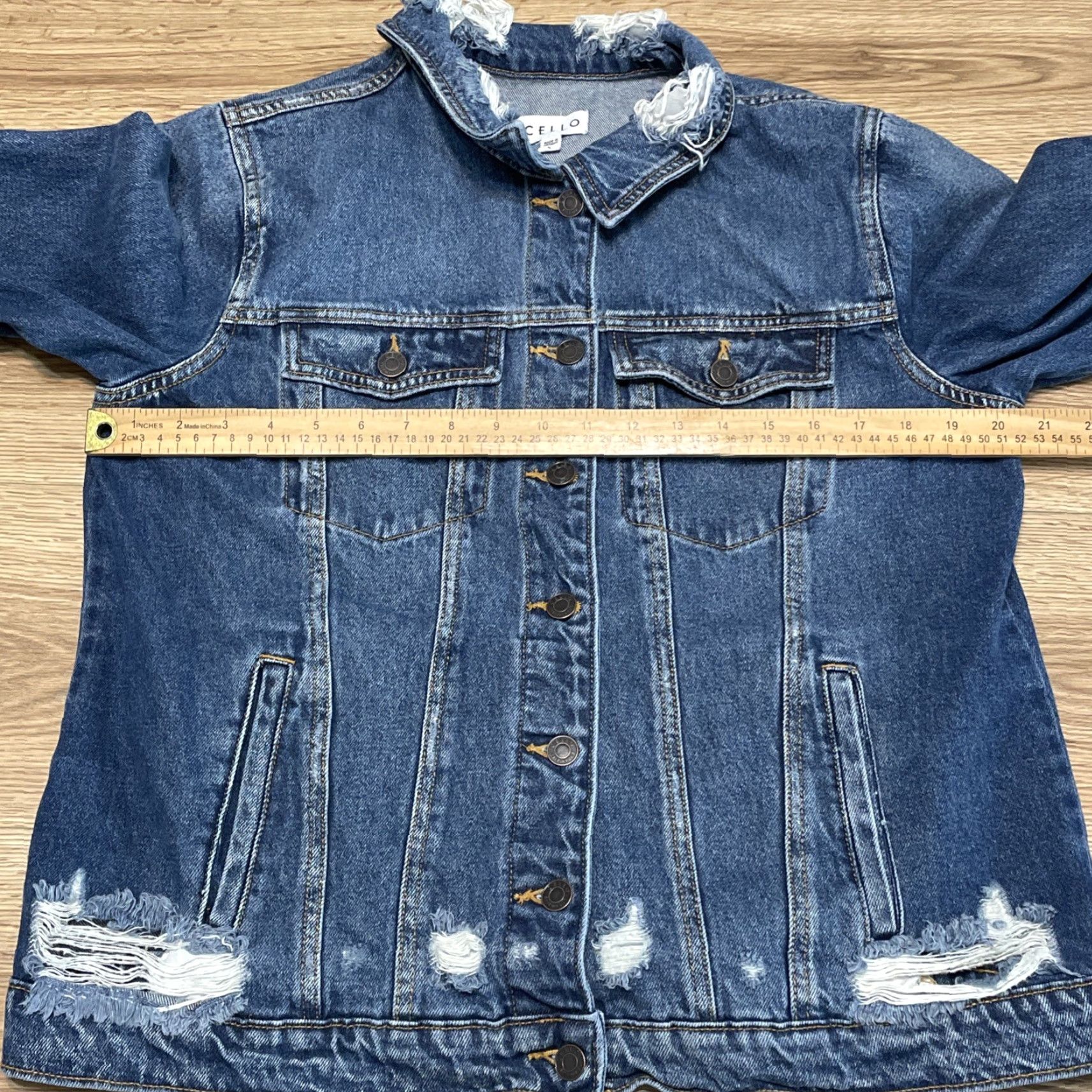 Denime VINTAGE Cello Denim Jacket Women’s Large Distressed Trucker Blue Jean Size 36" / US 14 / IT 50 - 6 Thumbnail