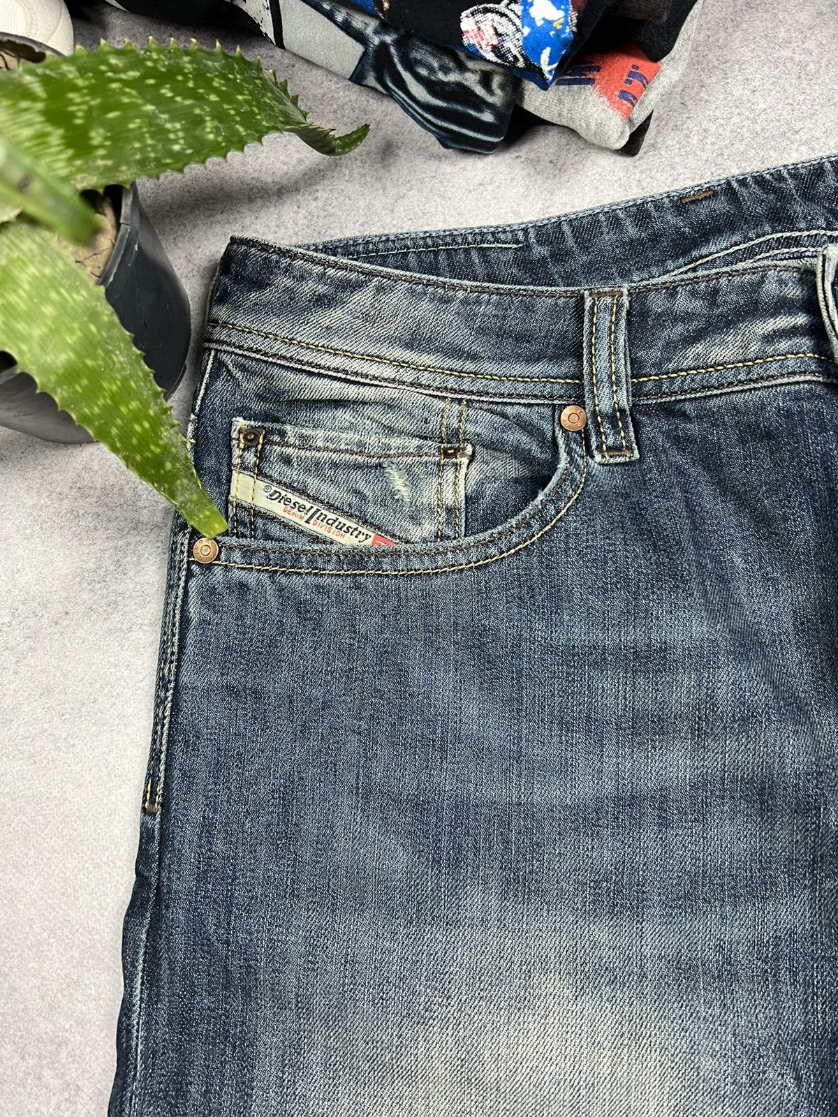 Diesel Y2K Diesel Faded Crash Trashed Distressed Denim Jeans Size US 33 - 4 Thumbnail