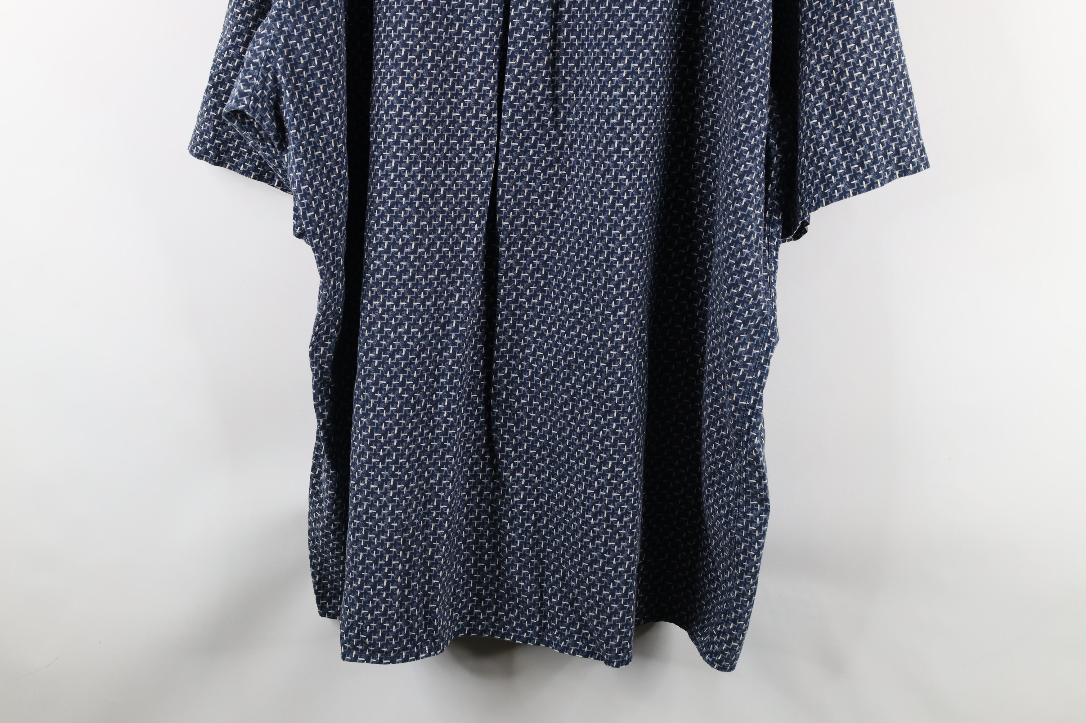 Vintage Vintage 90s Streetwear Short Sleeve Button Down Shirt Size US XXL / EU 58 / 5 - 9 Thumbnail