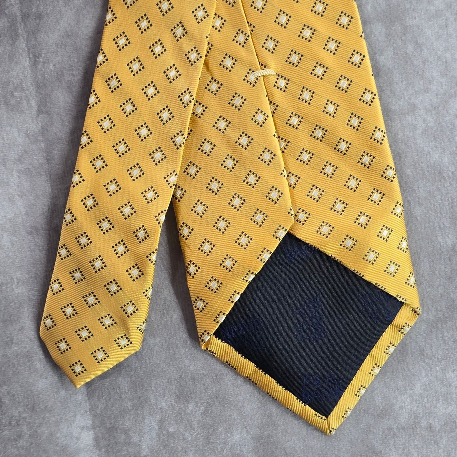 Jos. A. Bank Jos A. Bank Executive Yellow Diamond Geometric Silk Neck Tie Size 30 - 6 Thumbnail