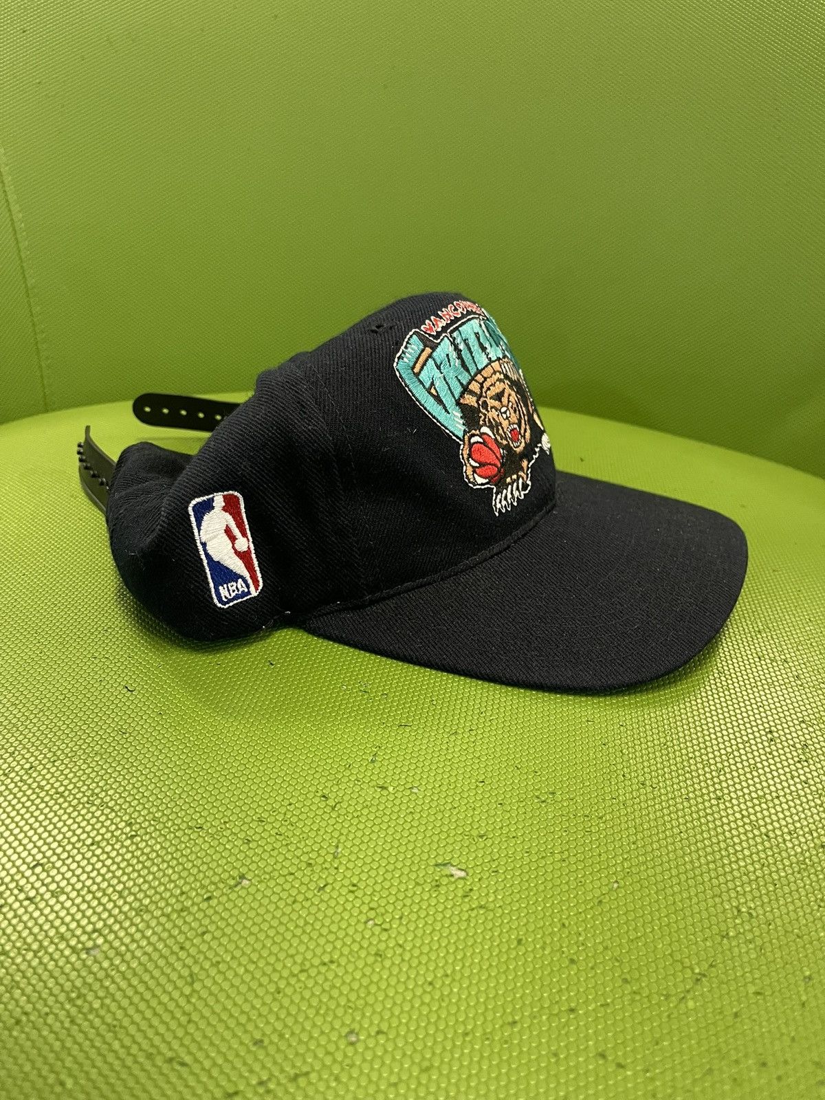 NBA VTG Sports Specialties Vancouver Grizzlies Plain Logo Hat Size ONE SIZE - 3 Thumbnail
