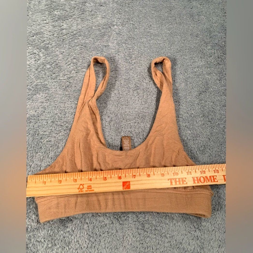 SKIMS Skims Tan Bra Bralette M Beige Women Bralette Medium Size ONE SIZE - 8 Thumbnail