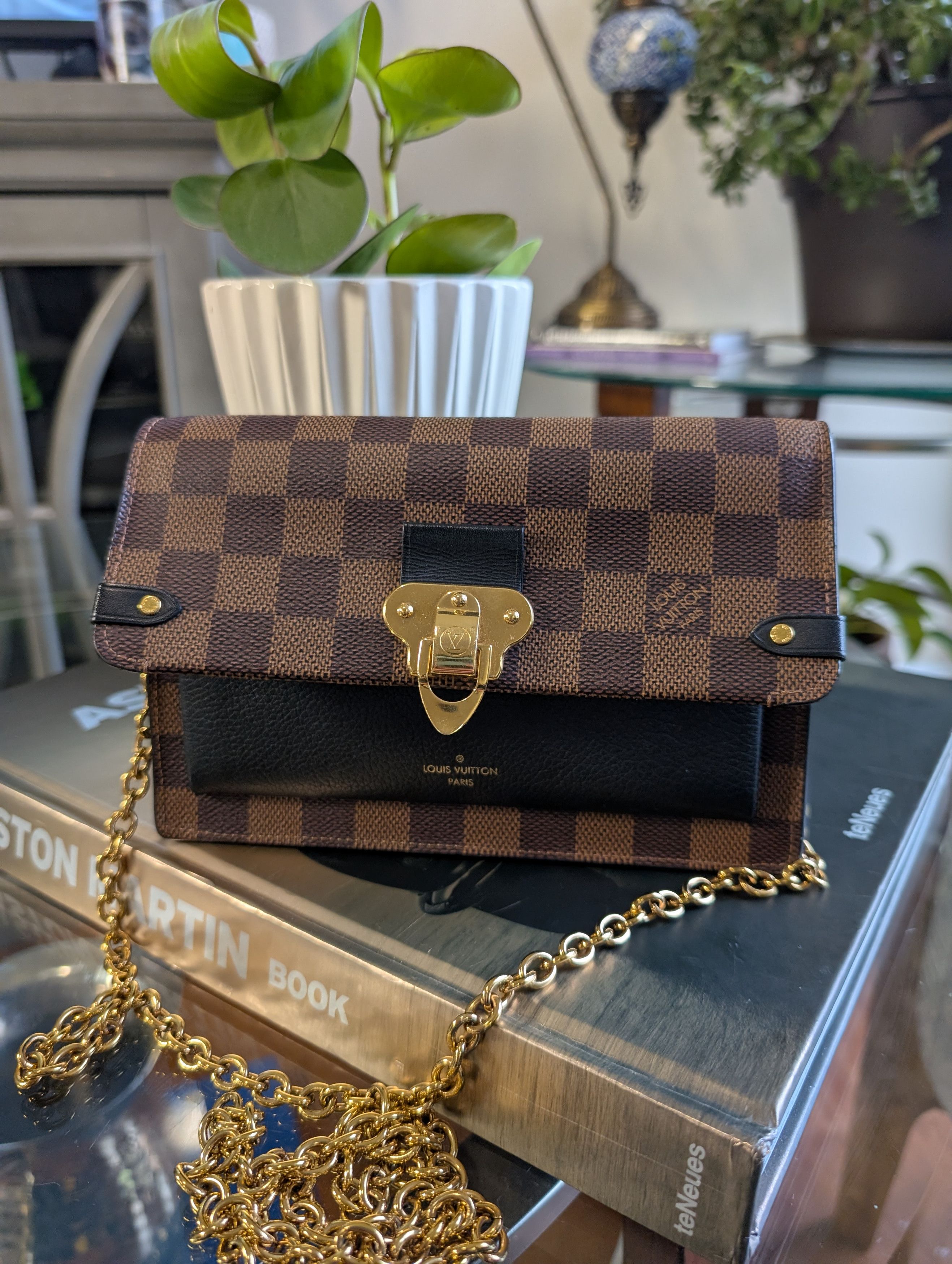 Louis Vuitton Louis Vuitton Vavin Damier Ebene Chain Crossbody Bag Black Size ONE SIZE - 12 Thumbnail