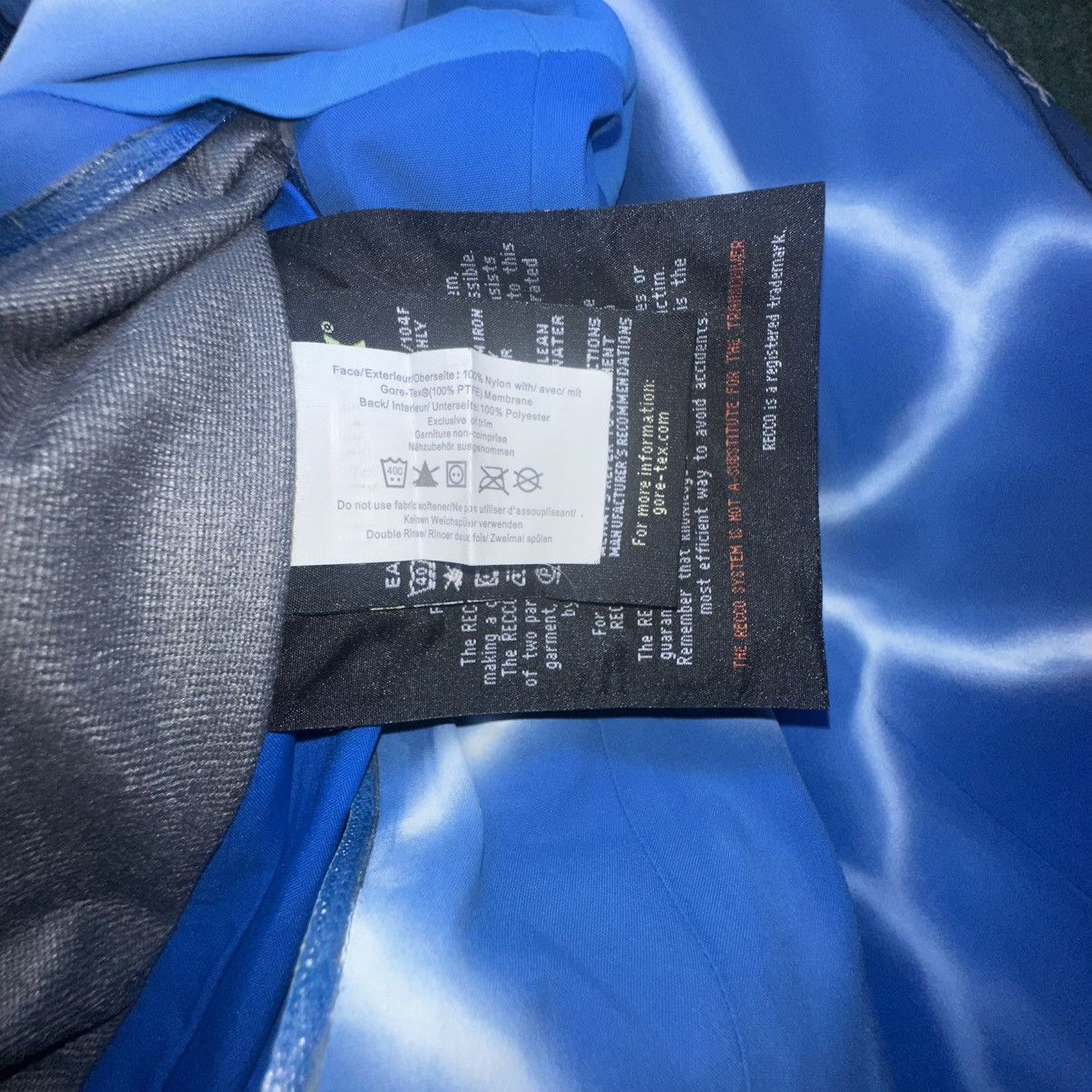 Arc'teryx 🥶Arc’teryx x BreakingDad420 Stingray goretex custom jacket Size US M / EU 48-50 / 2 - 18 Thumbnail