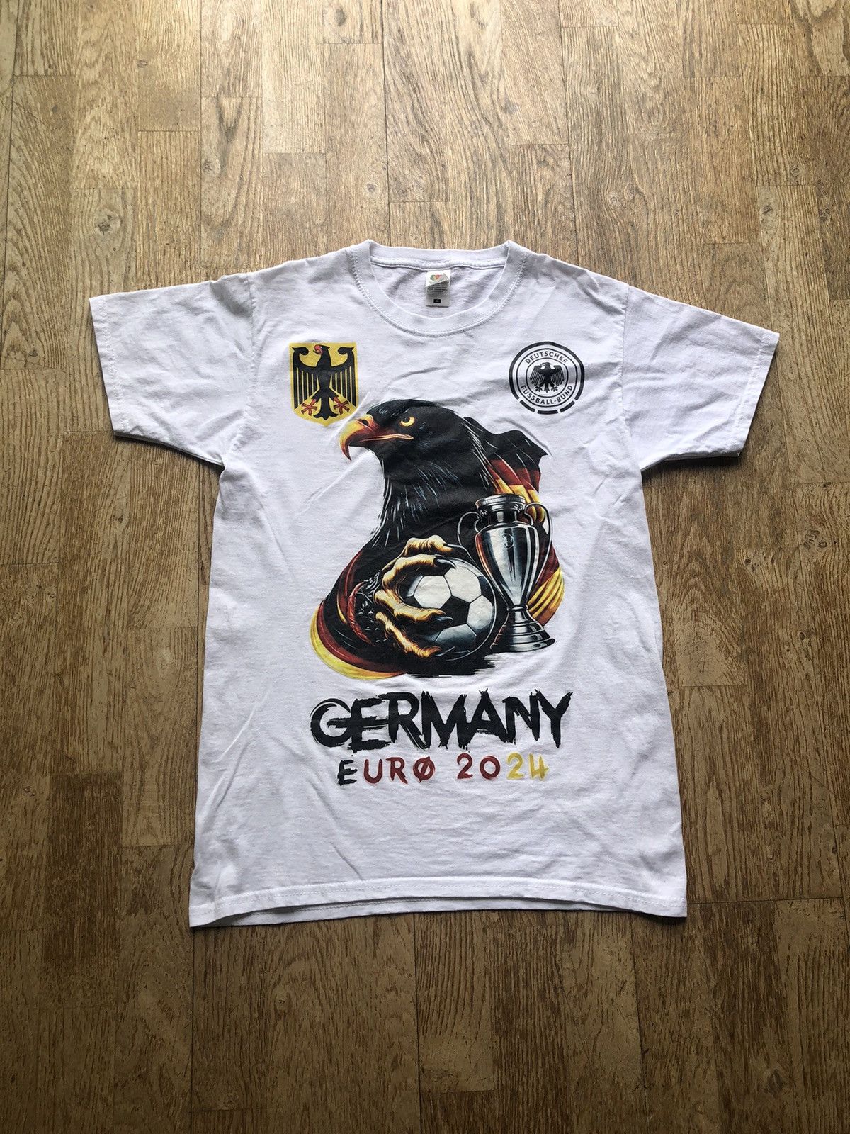 Vintage GERMANY FOOTBALL EURO 2024 RARE EAGLE SOCCER JERSEY SHIRT Size US S / EU 44-46 / 1 - 1 Thumbnail