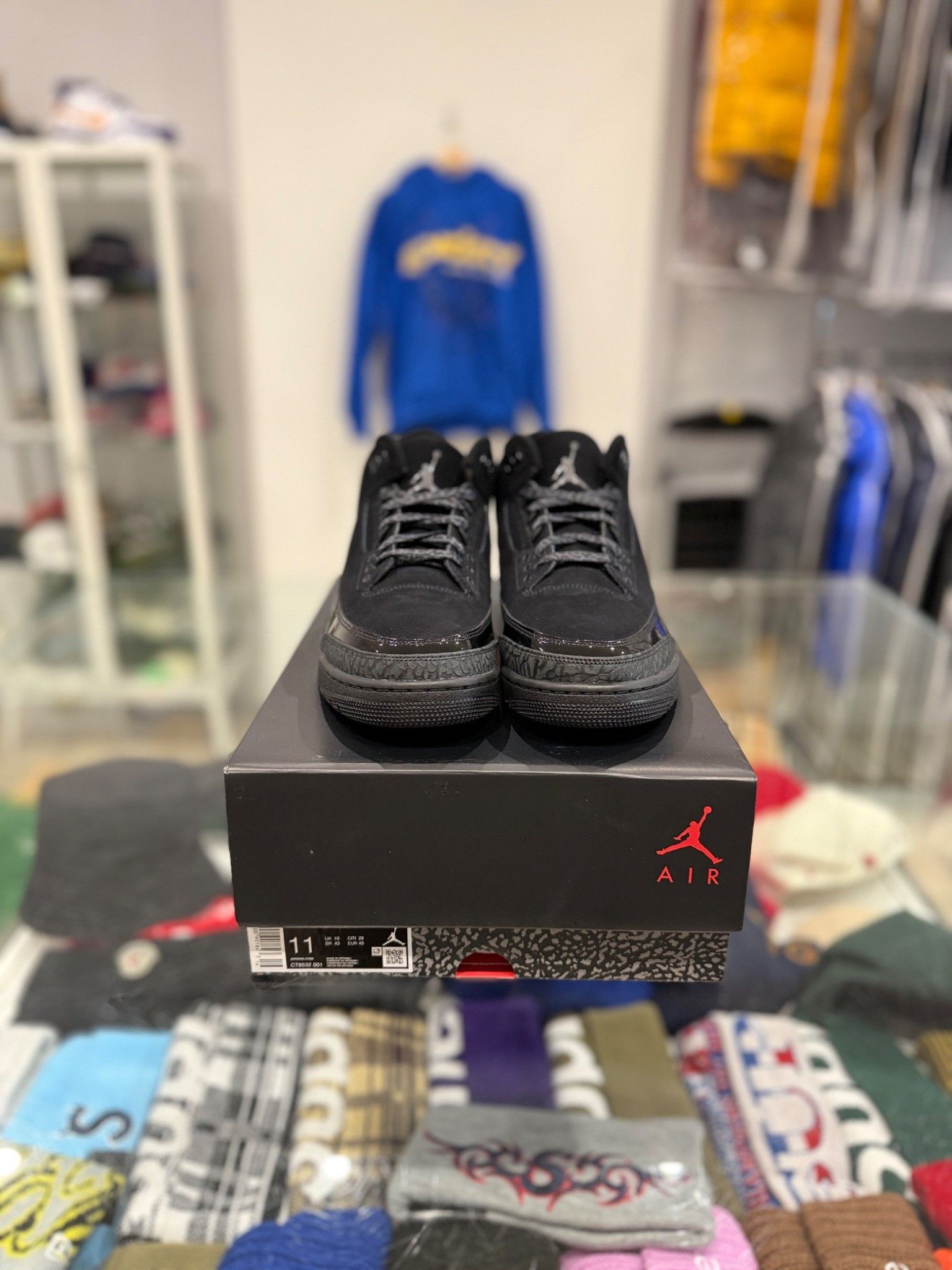 Jordan Brand Jordan 3 Black Cat (2025) Size US 11 / EU 44 - 2 Thumbnail