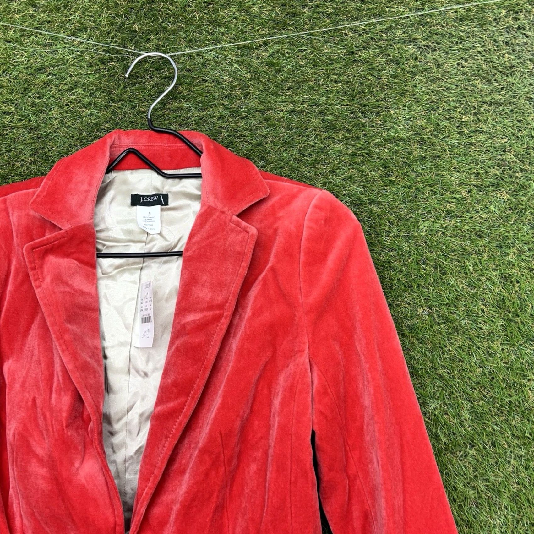 J.Crew J.CREW Blazer Womens 2 Red Lined Notch Lapel Single-Breasted Velvet? No Velour Blazer - Preppy Classic White? (Oops) Size XS / US 0-2 / IT 36-38 - 5 Thumbnail