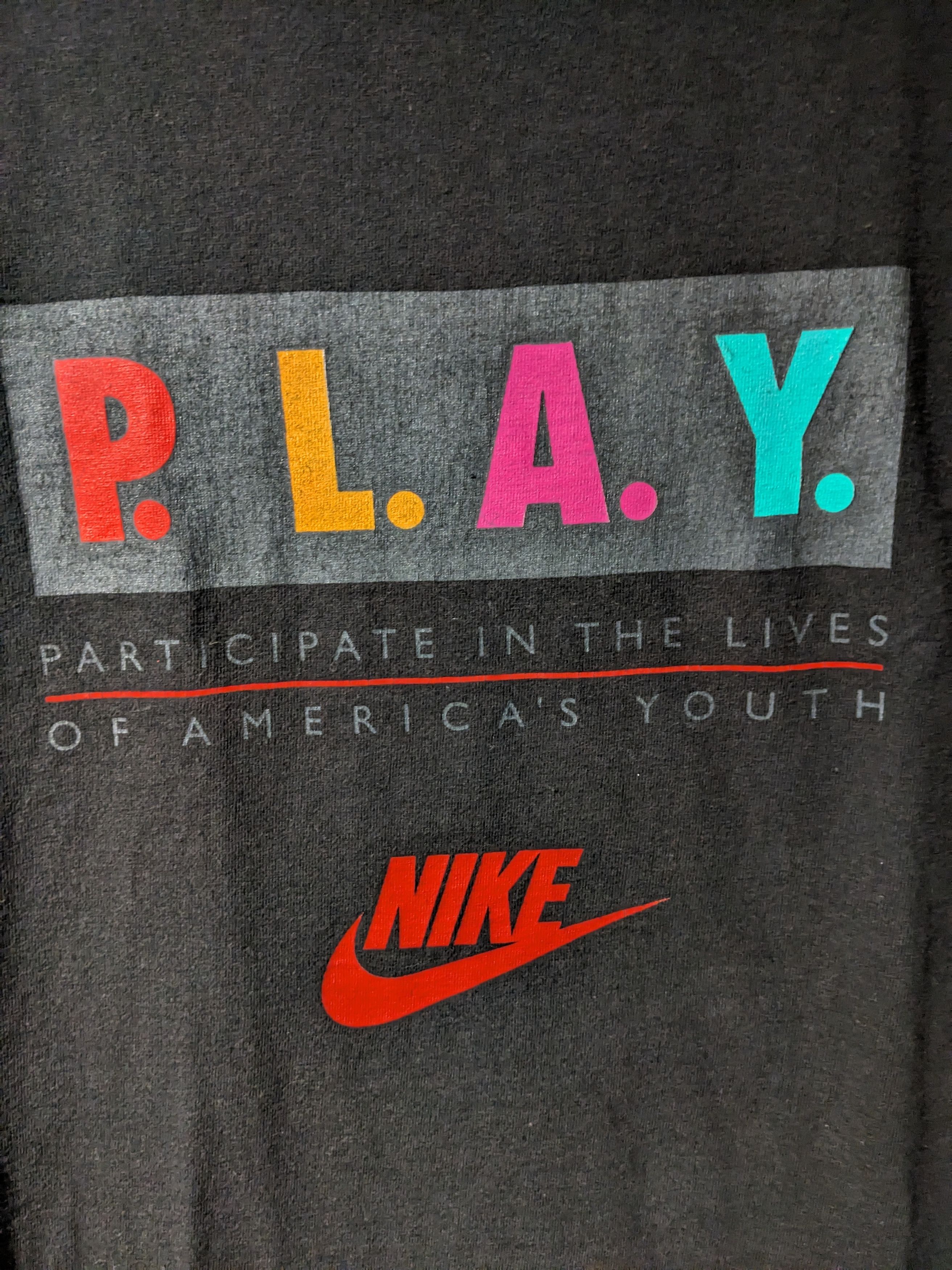 Nike × Vintage Vintage 90s Nike P.L.A.Y. Americas Youth Sports T-Shirt Size US M / EU 48-50 / 2 - 2 Thumbnail
