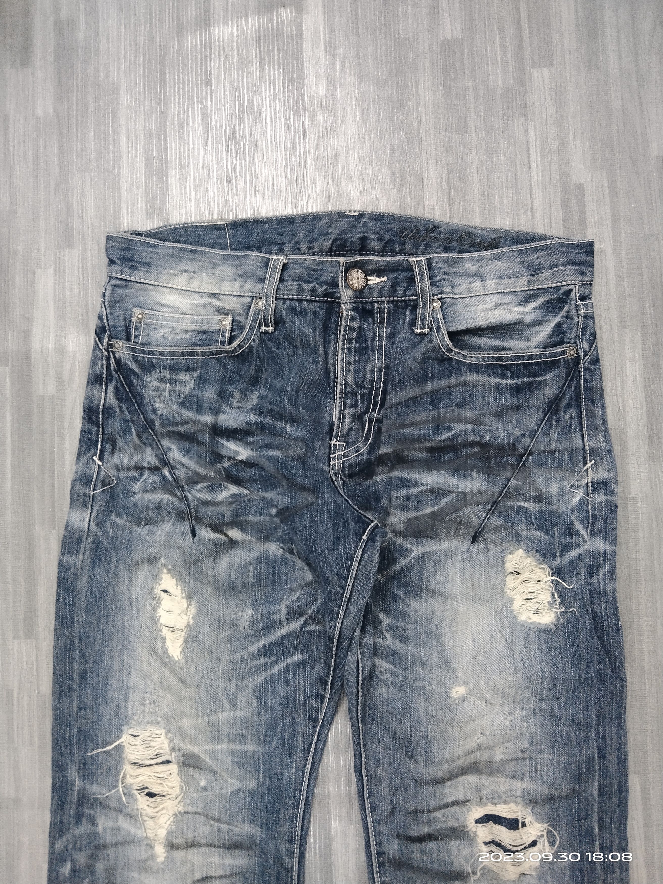 Japanese Brand SICK RIPED PACTHWORK URBAN CRAFT DENIM PANTS Size US 32 / EU 48 - 4 Thumbnail