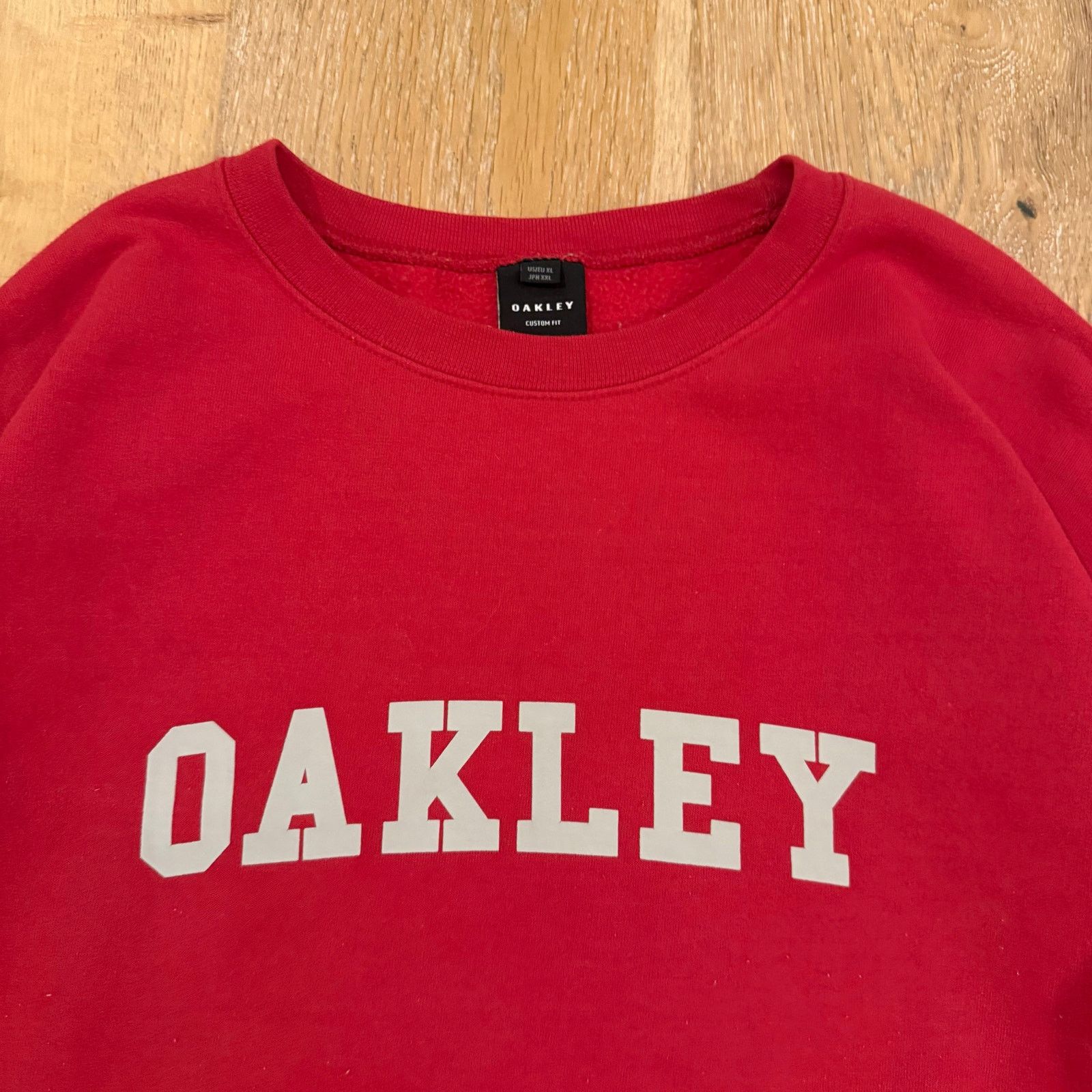 Oakley Vintage Oakley Spellout Logo Red Crewneck Sweatshirt Size US XL / EU 56 / 4 - 5 Thumbnail