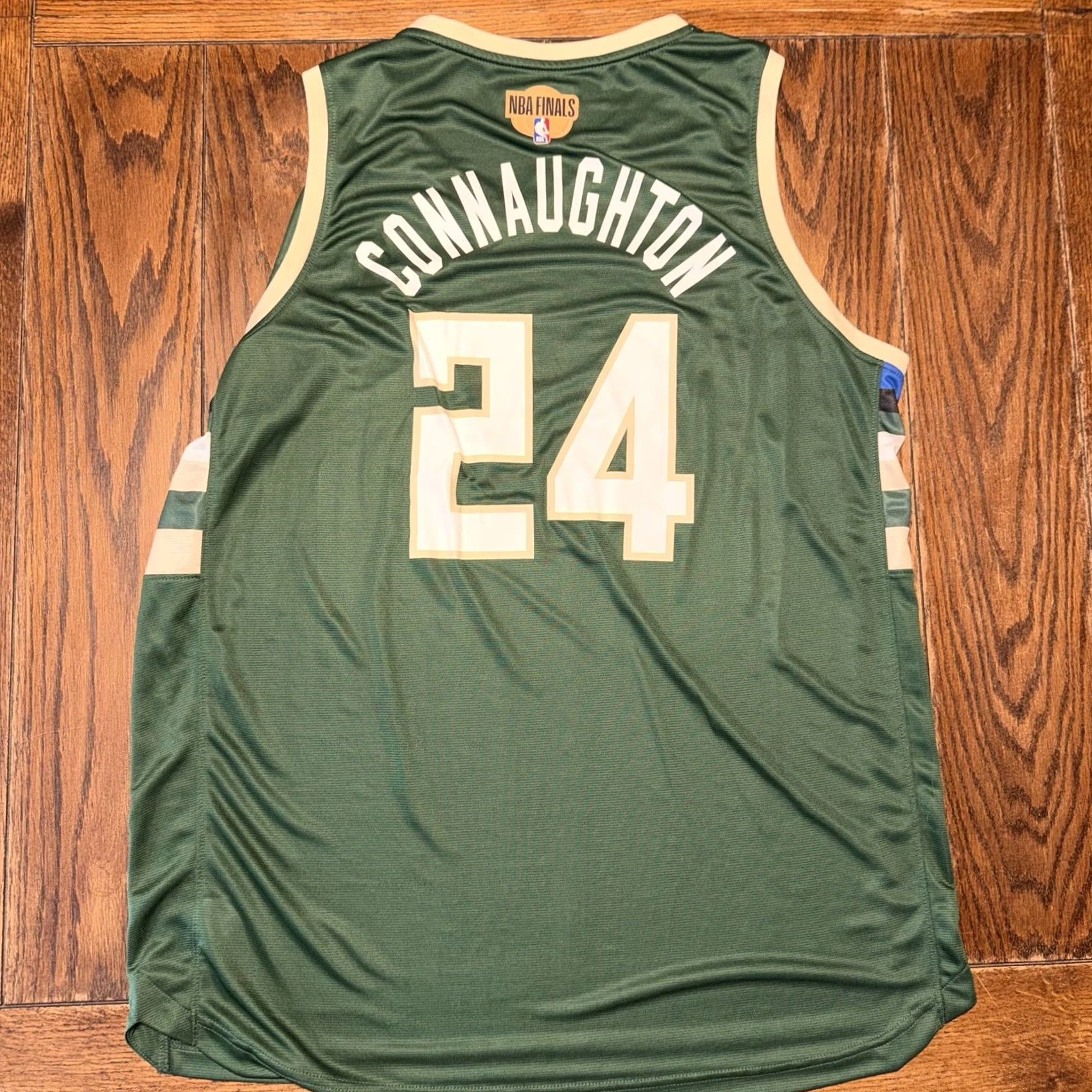 Vintage Milwaukee Bucks Connaughton #24 Championship Jersey XL Tank Basketball Fanatics Unisex Adults Sleeve Sleeveless Green Regular Size Size US XL / EU 56 / 4 - 3 Thumbnail