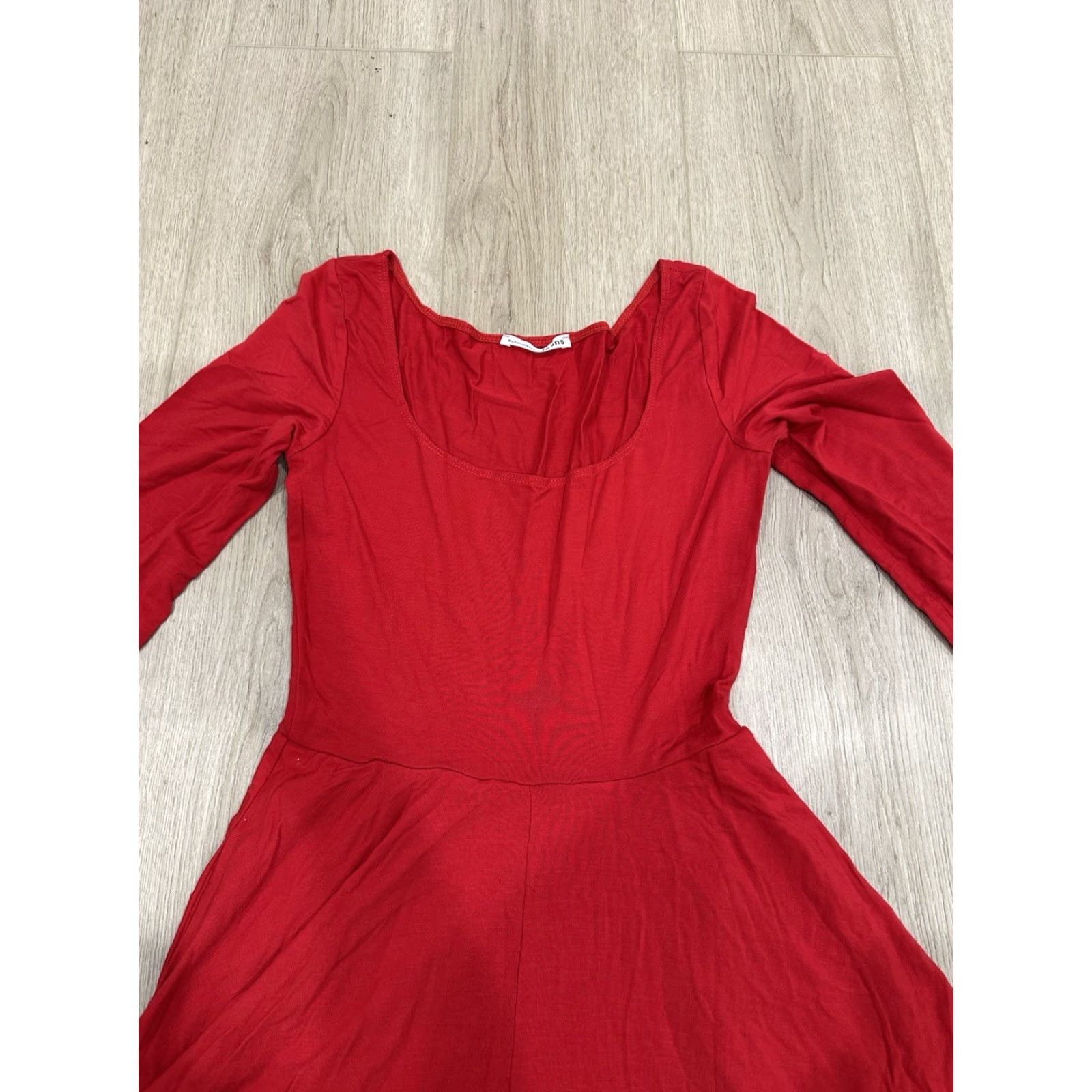 Reformation Reformation Dress Womens Small Red Tencel Scoop Neck A-Line Midi Short Sleeve - Flaws Size 28" / US 6 / IT 42 - 6 Thumbnail