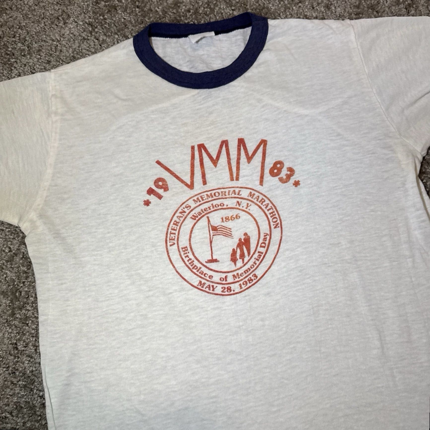 Vintage VTG ’83 Veterans Memorial Marathon Waterloo New York Runner Ringer T-Shirt Small Mens White 80s Size US S / EU 44-46 / 1 - 5 Thumbnail