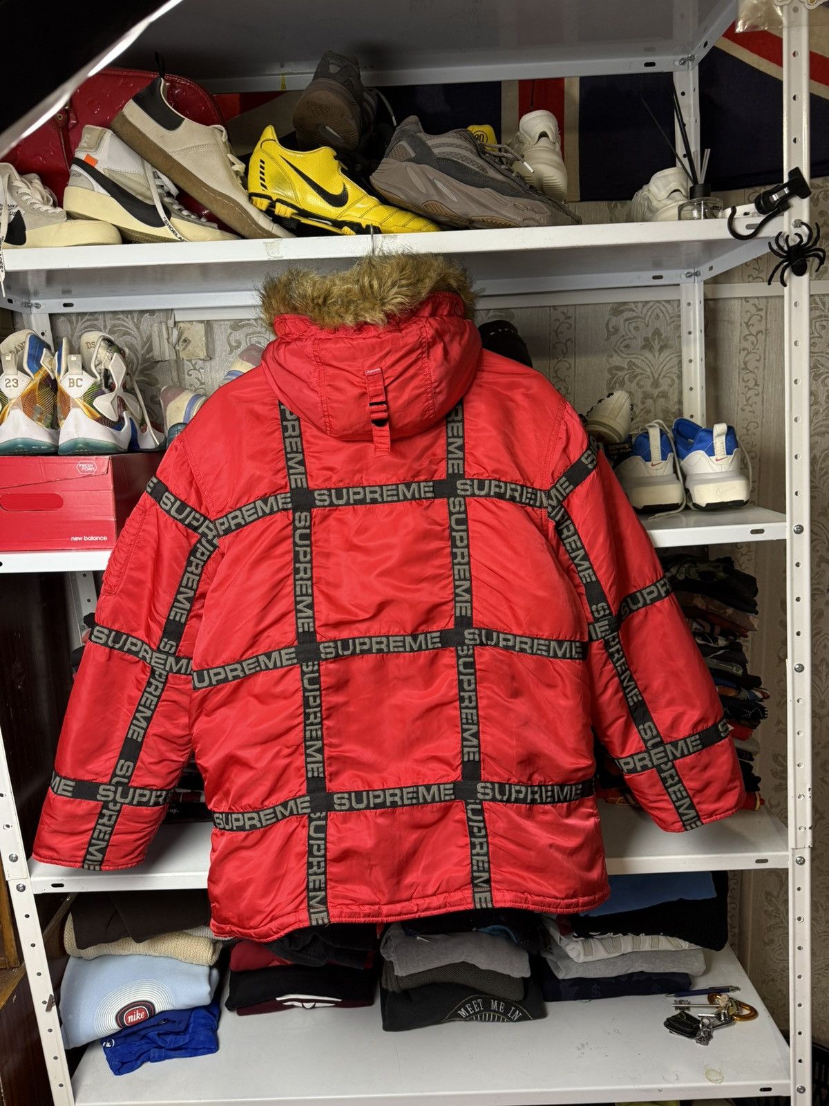 Supreme 2018 Supreme Logo Tape N-3B Parka Jacket Size US M / EU 48-50 / 2 - 18 Thumbnail