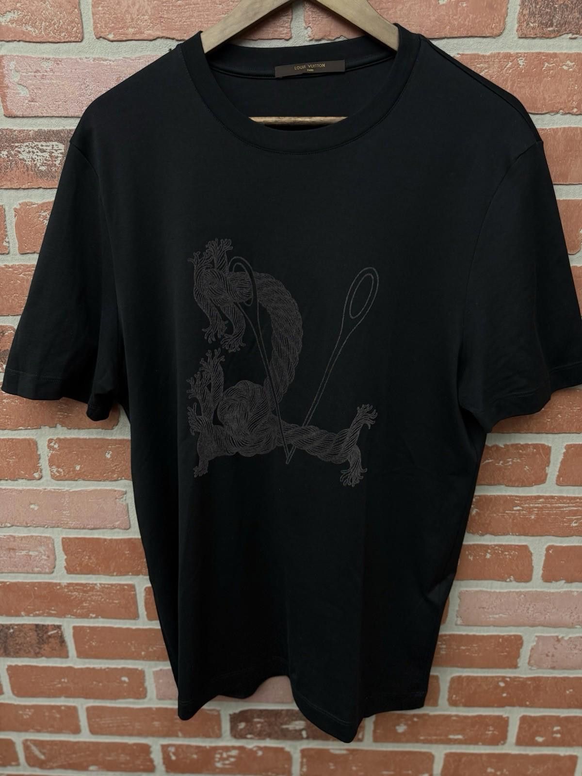 Louis Vuitton LOUIS VUITTON T-Shirt LV Tee Cotton Black Men’s Size Large Size US L / EU 52-54 / 3 - 3 Thumbnail