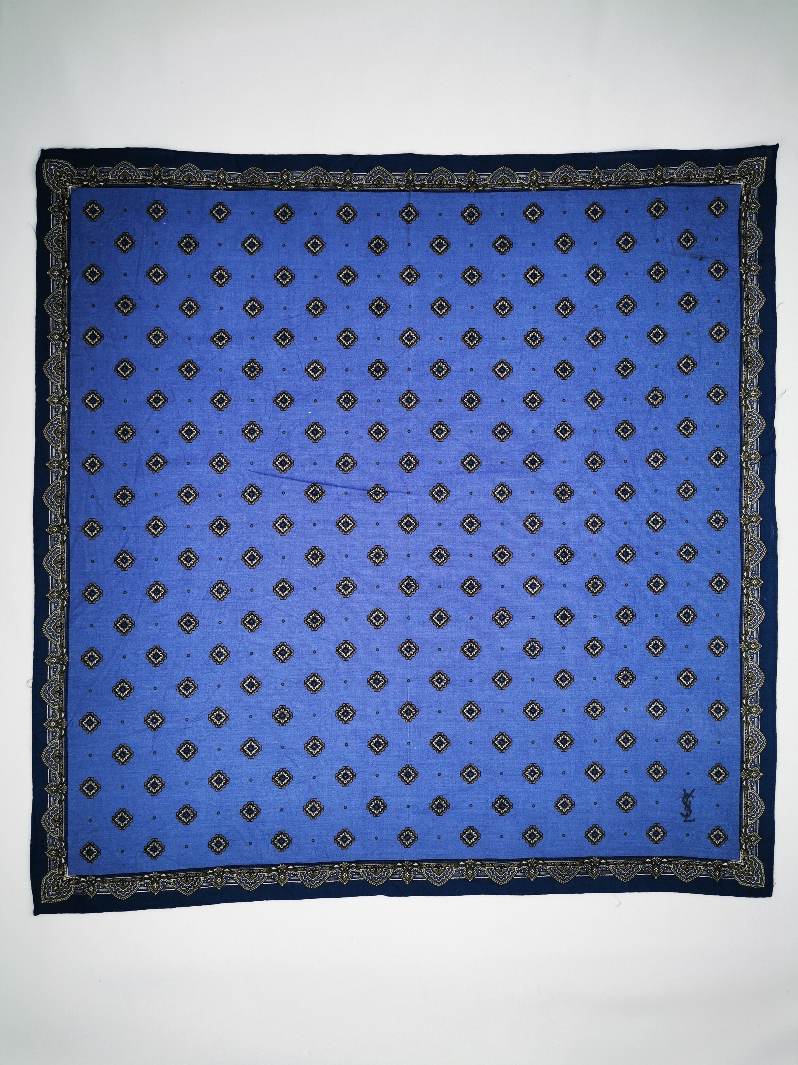 Vintage × Yves Saint Laurent Yves saint laurent handkerchief / bandana / neckerchief Size ONE SIZE - 2 Thumbnail