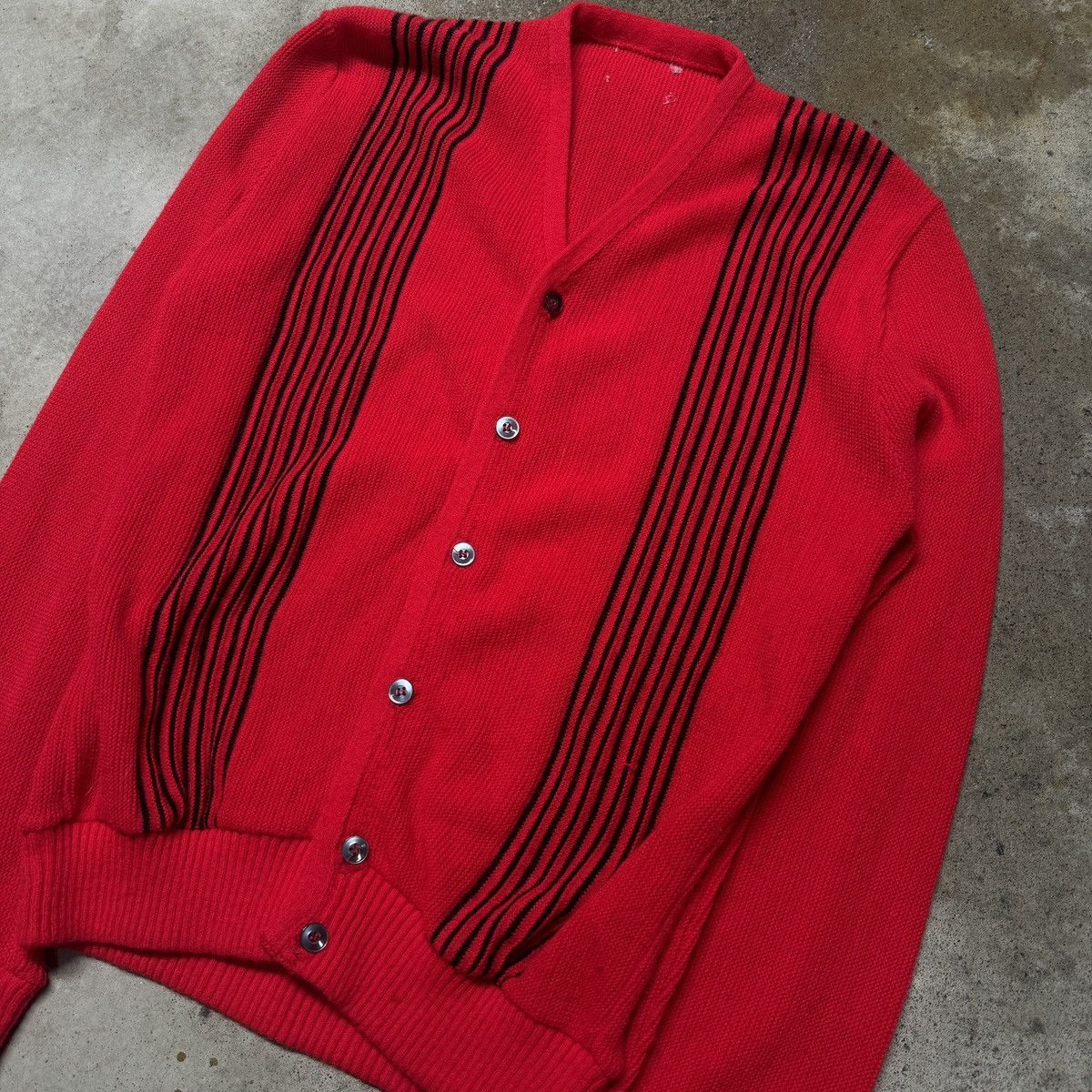 Vintage Vintage 60s Striped Red Black Acrylic Cardigan Mod Sweater Size US M / EU 48-50 / 2 - 7 Thumbnail