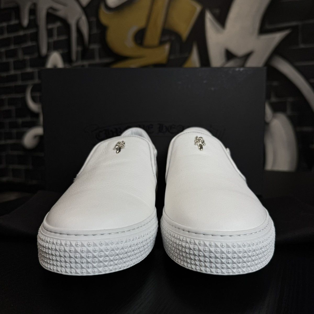 Chrome Hearts Chrome Hearts Dagger Slip On White Leather Size US 8 / EU 41 - 2 Thumbnail