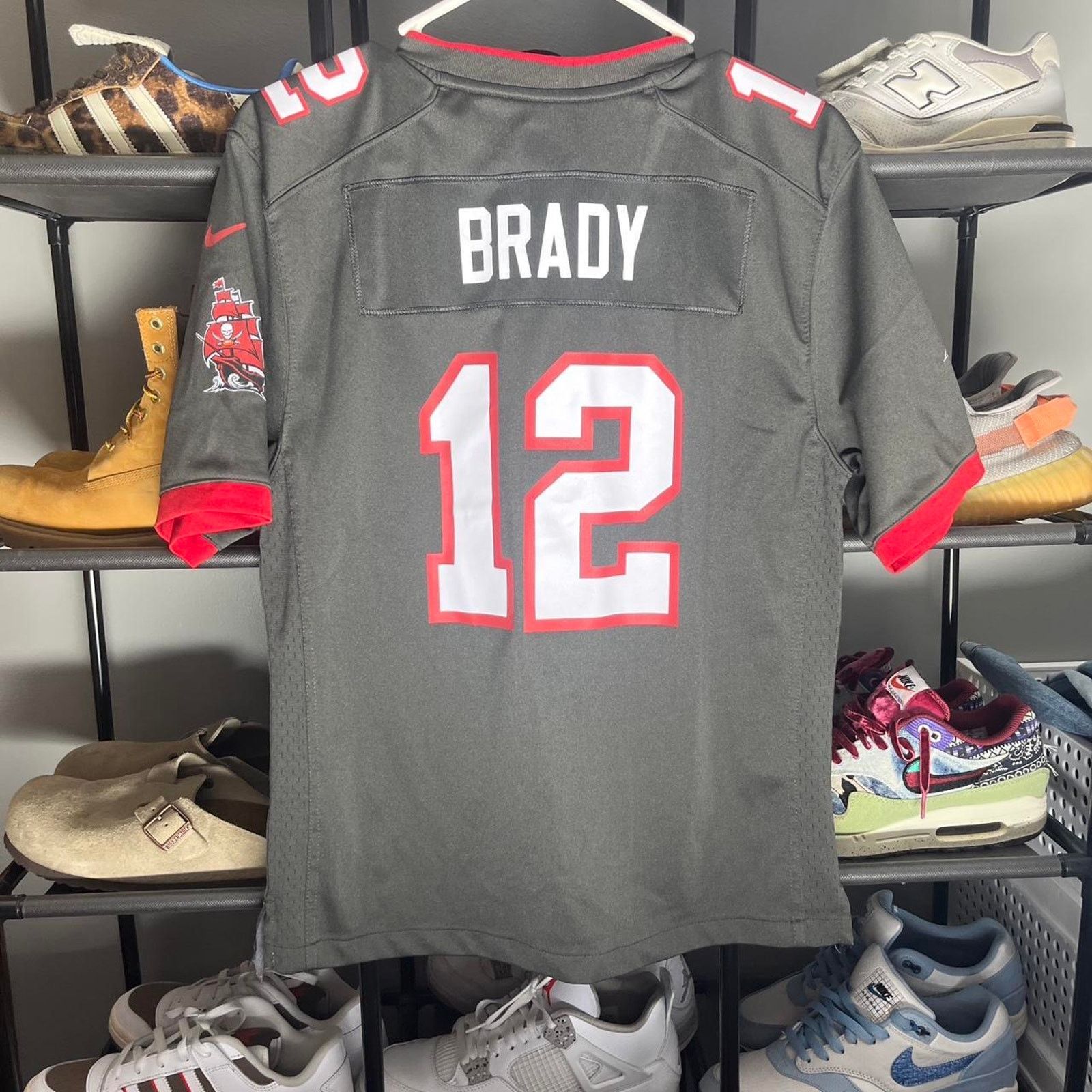 Nike Grey and red Nike Tom Brady jersey Size S / US 4 / IT 40 - 3 Thumbnail