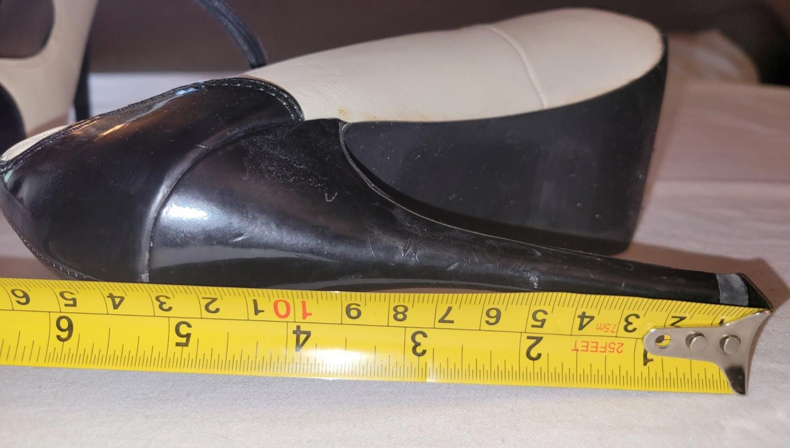 Designer Qupid women's size 7 two tone peep toe 5'' heels Size US 7 / IT 37 - 3 Thumbnail