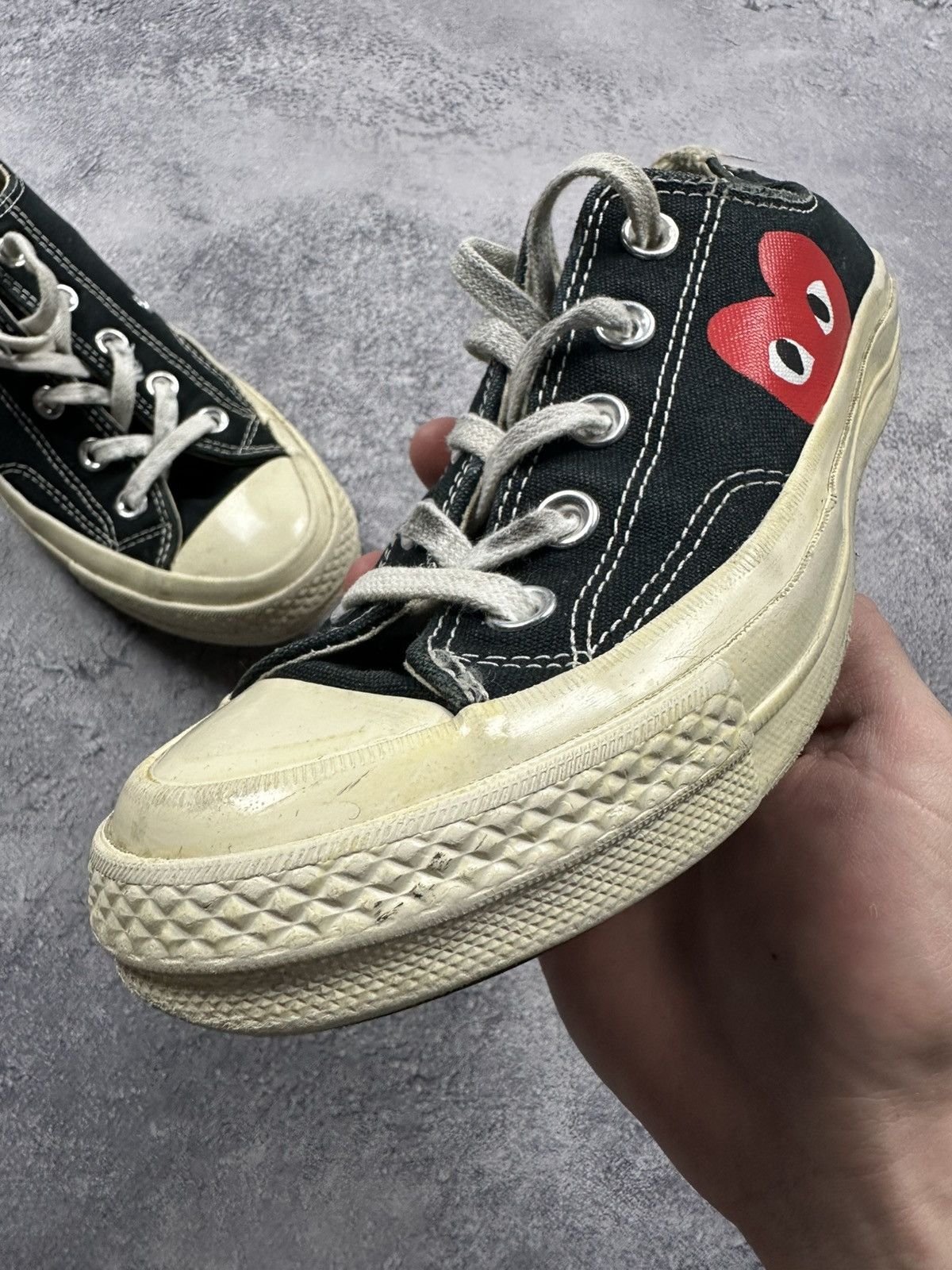 Comme des Garcons PLAY × Converse Comme des Garcons Converse Play Black Low Top Sneakers Size US 6 / IT 36 - 15 Thumbnail