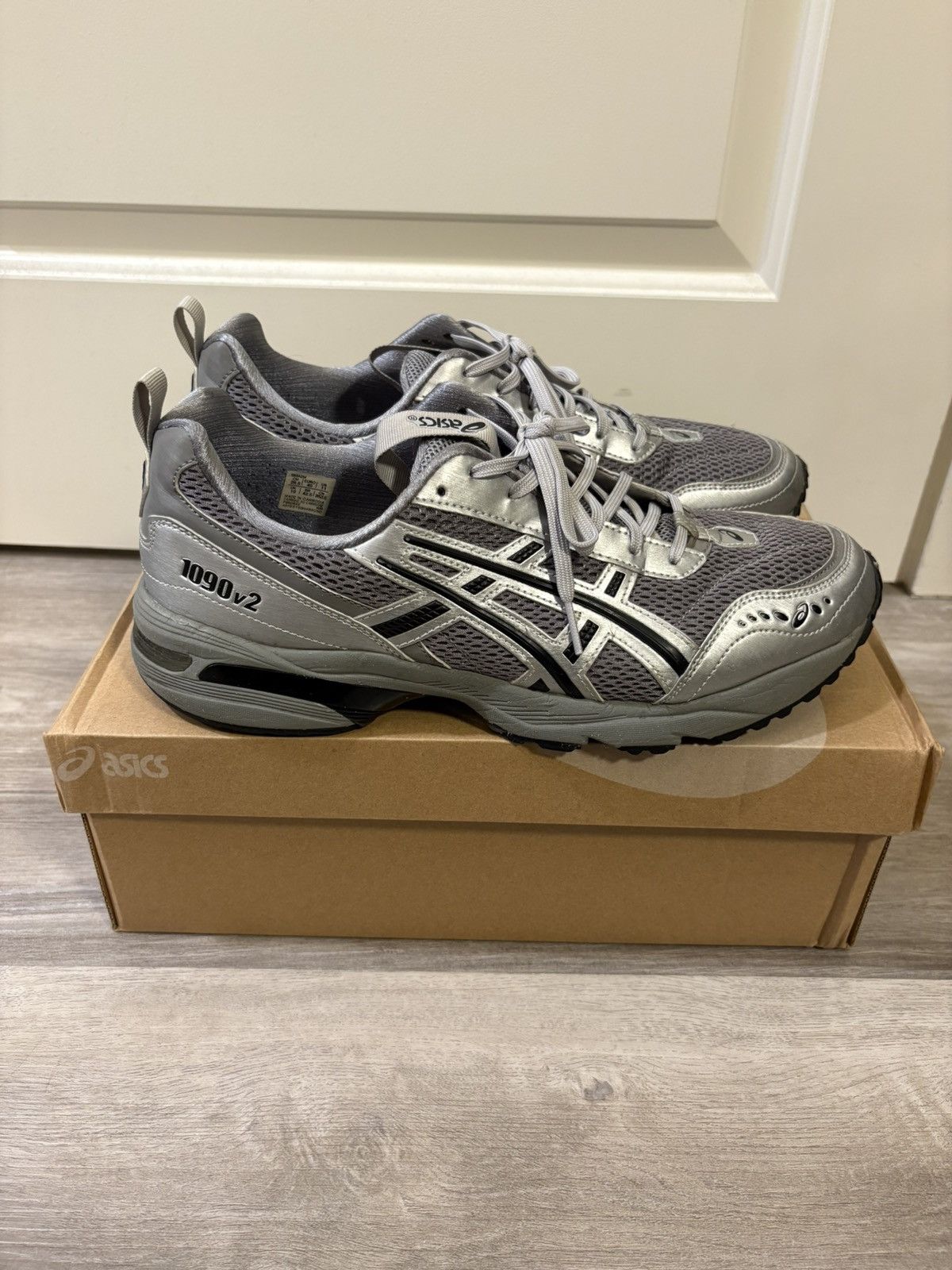 Asics Asics Gel-1090 v2 Freja Wewer Size US 11 / EU 44 - 3 Thumbnail