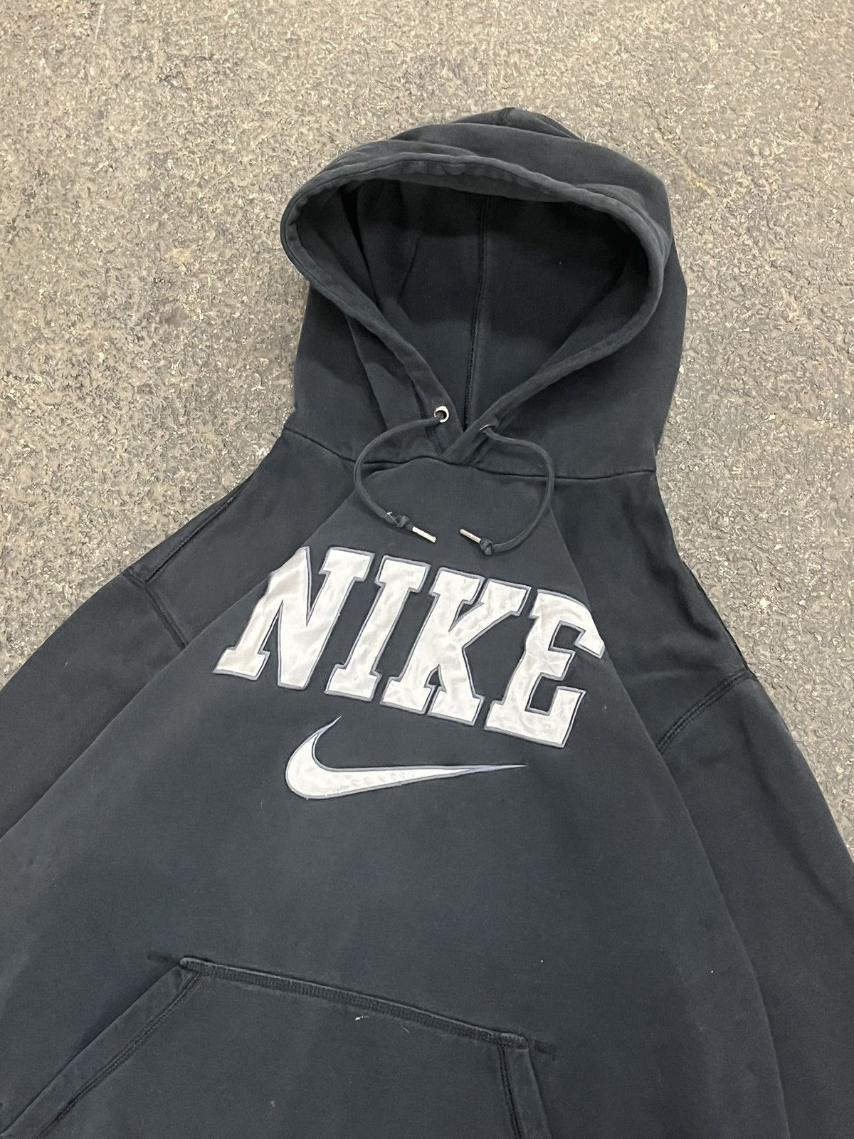 Nike × Vintage Nike center swoosh spell out hoodie streetwear hype rare y2k Size US XXL / EU 58 / 5 - 4 Thumbnail