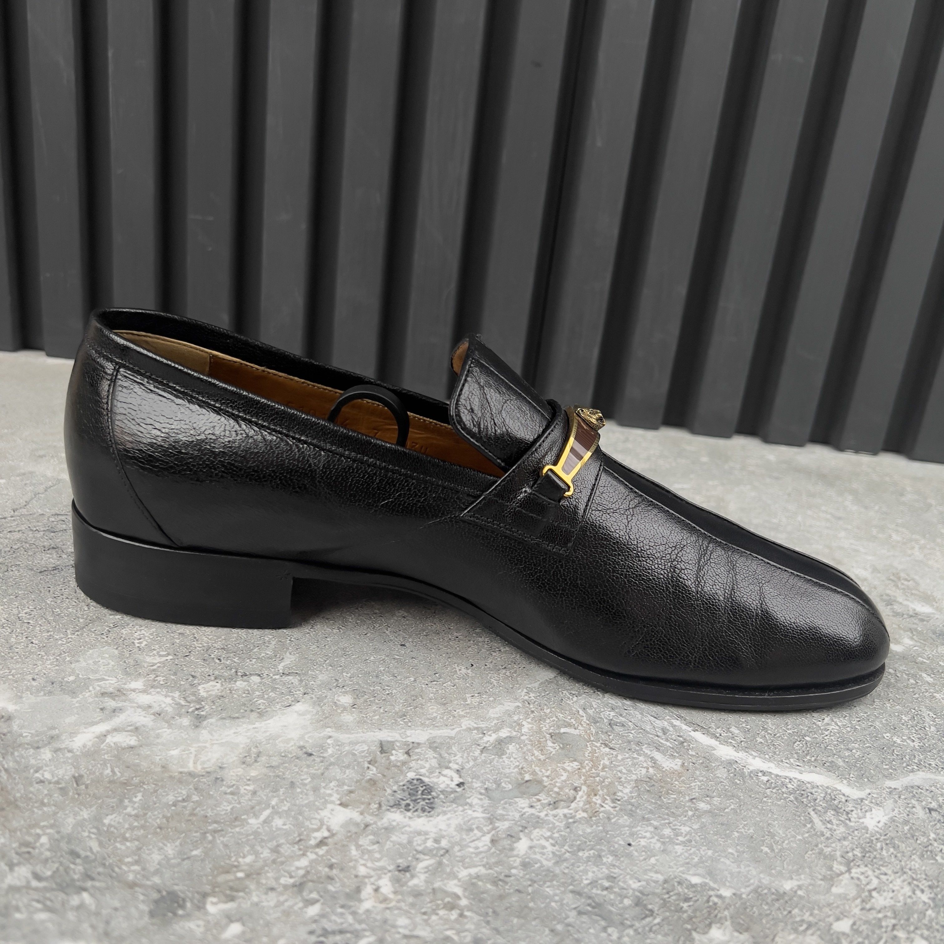 Gucci Tiger Embellished Loafers Leather Size US 7.5 / EU 40-41 - 7 Thumbnail